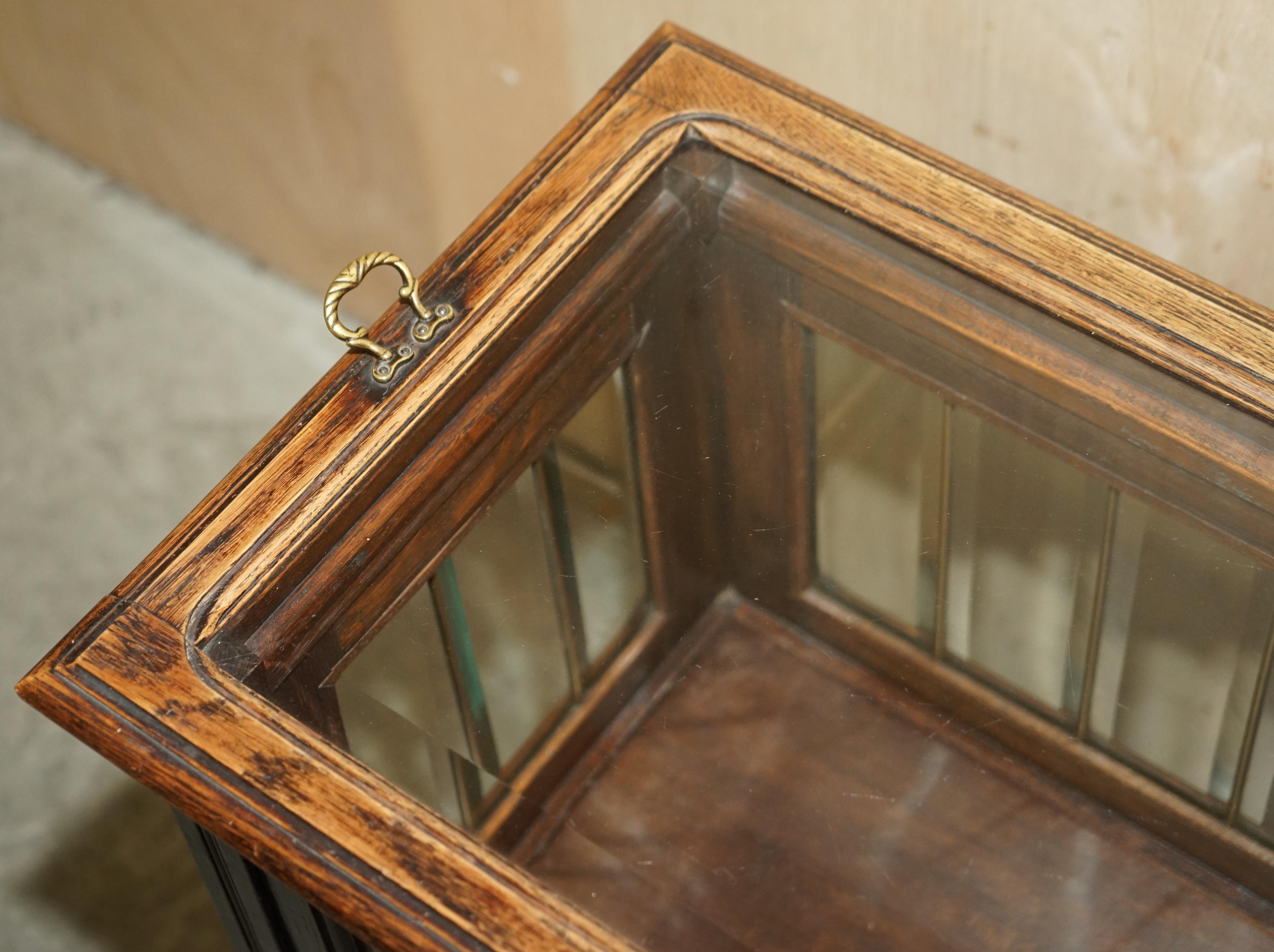 Stunning Antique Art Deco Fluted Glass Drinks Bar Table with Removable Tray Top 1
