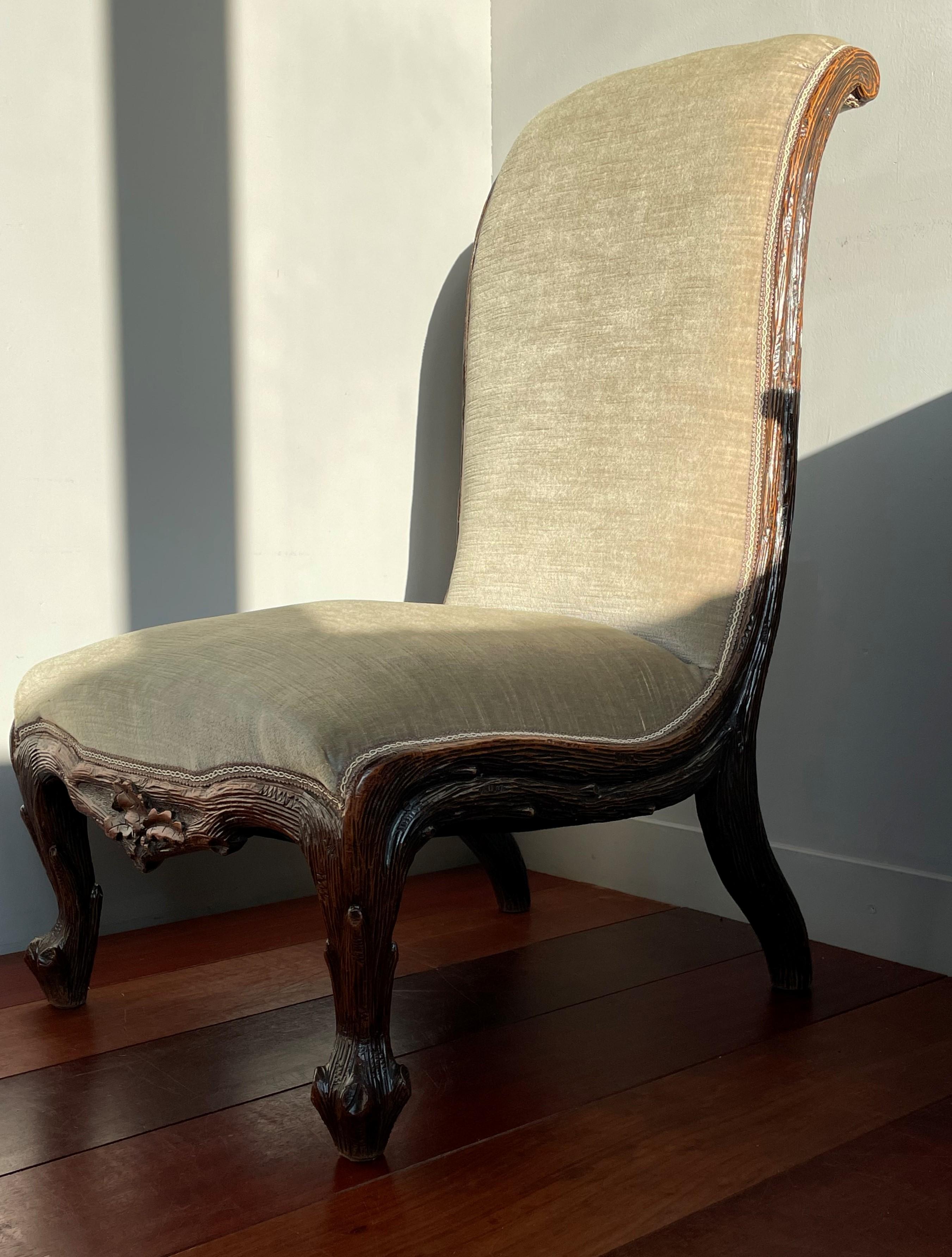 Superbe chaise de cheminée ancienne de la Forêt-Noire par Horrix avec Excellente tapisserie d'ameublement en vente 12