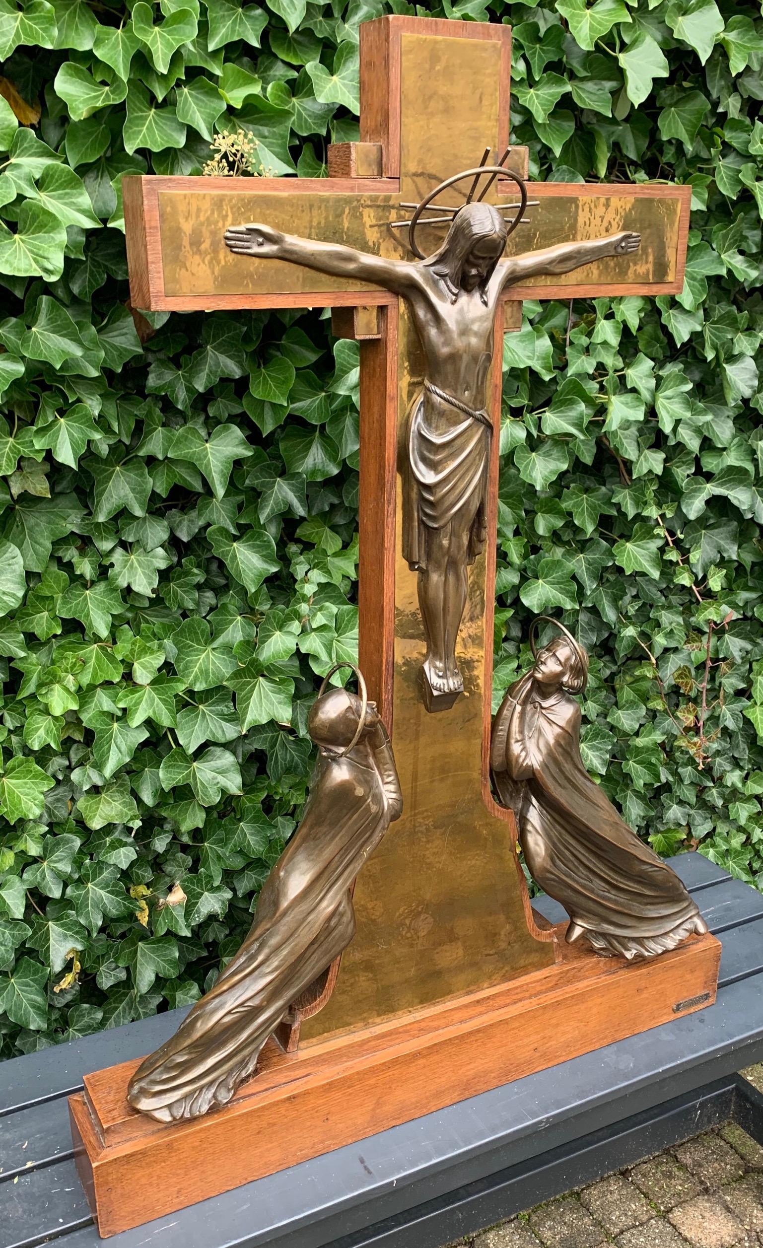 Unique Fine Table Altar Crucifix with Bronze Sculptures of Christ, Mary and John For Sale 1