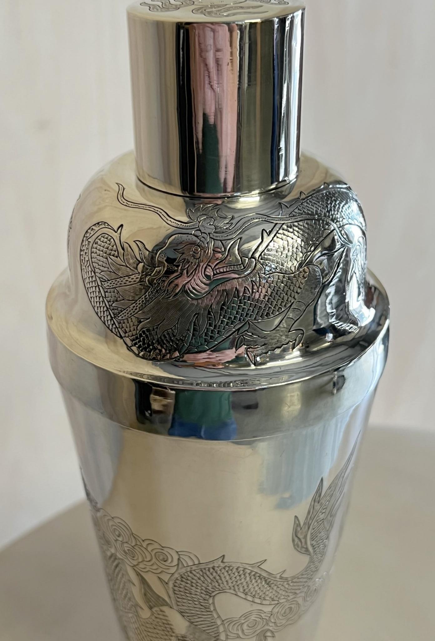 Chinese Export STUNNING ANTIQUE CIRA 1900 STERLING SILVER CHiNESE EXPORT DRAGON COCKTAIL SHAKER For Sale