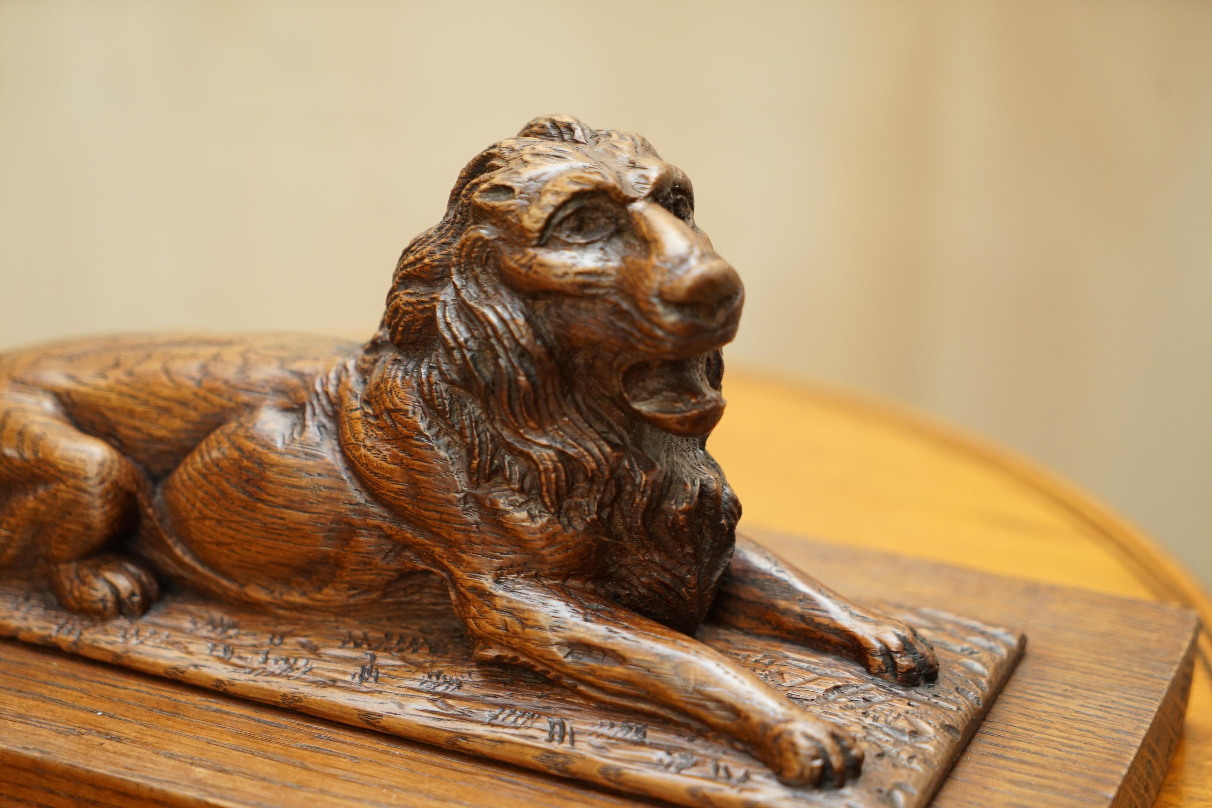 Stunning Antique circa 1860 Hand Carved English Oak Recumbent Lion Statue For Sale 7