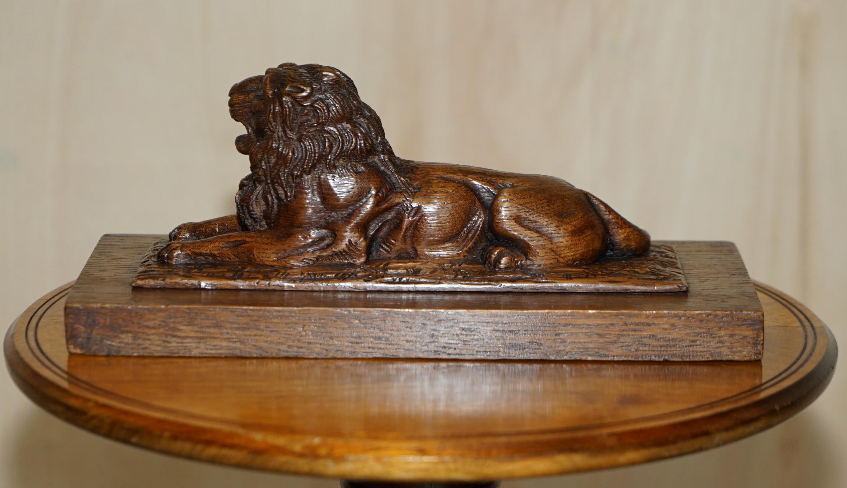 Stunning Antique circa 1860 Hand Carved English Oak Recumbent Lion Statue For Sale 1