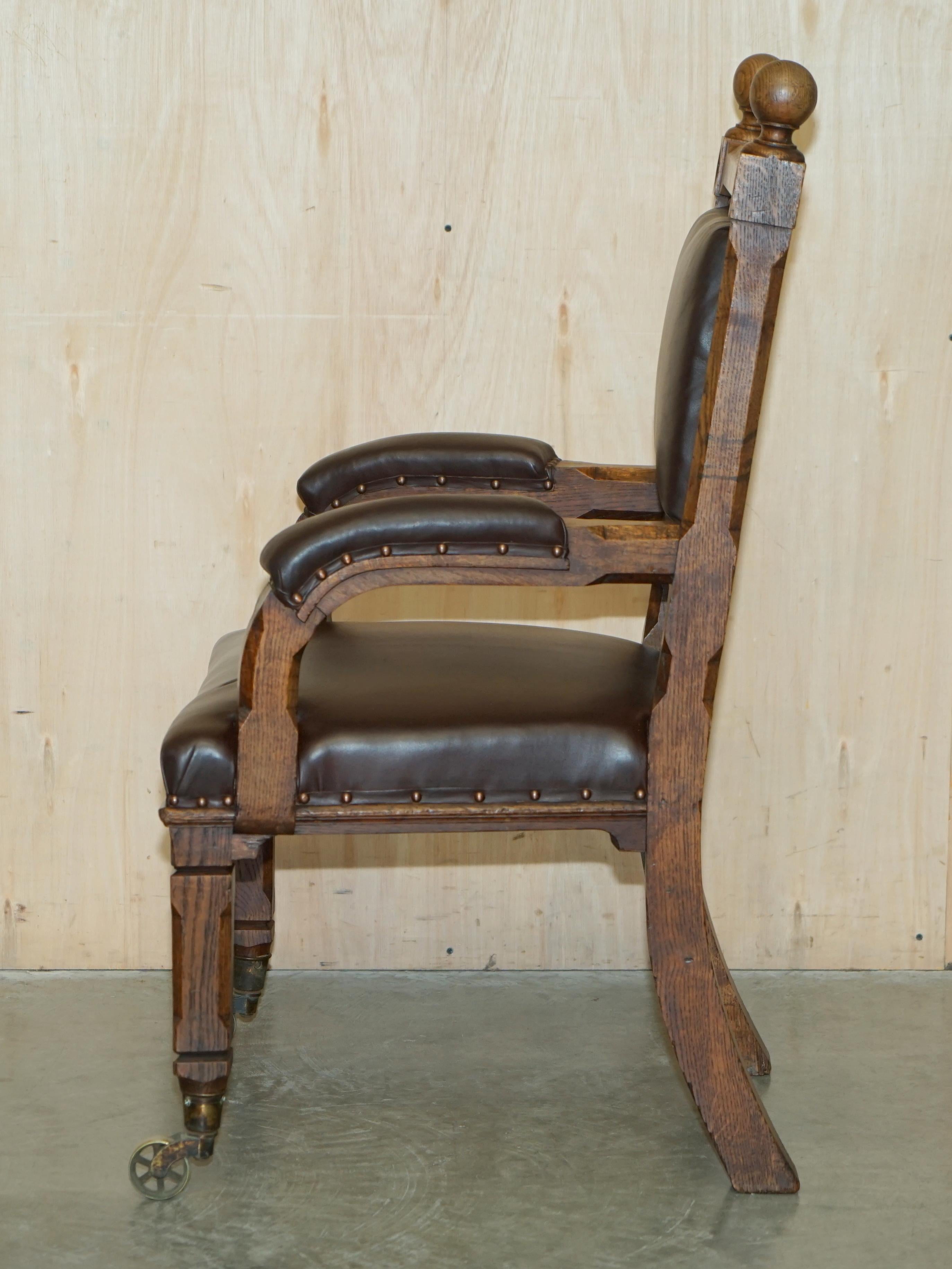 STUNNING ANTIQUE CIRCA 1880 GOTHIC REViVAL OAK PUGIN STYLE CARVER ARMCHAIR For Sale 9