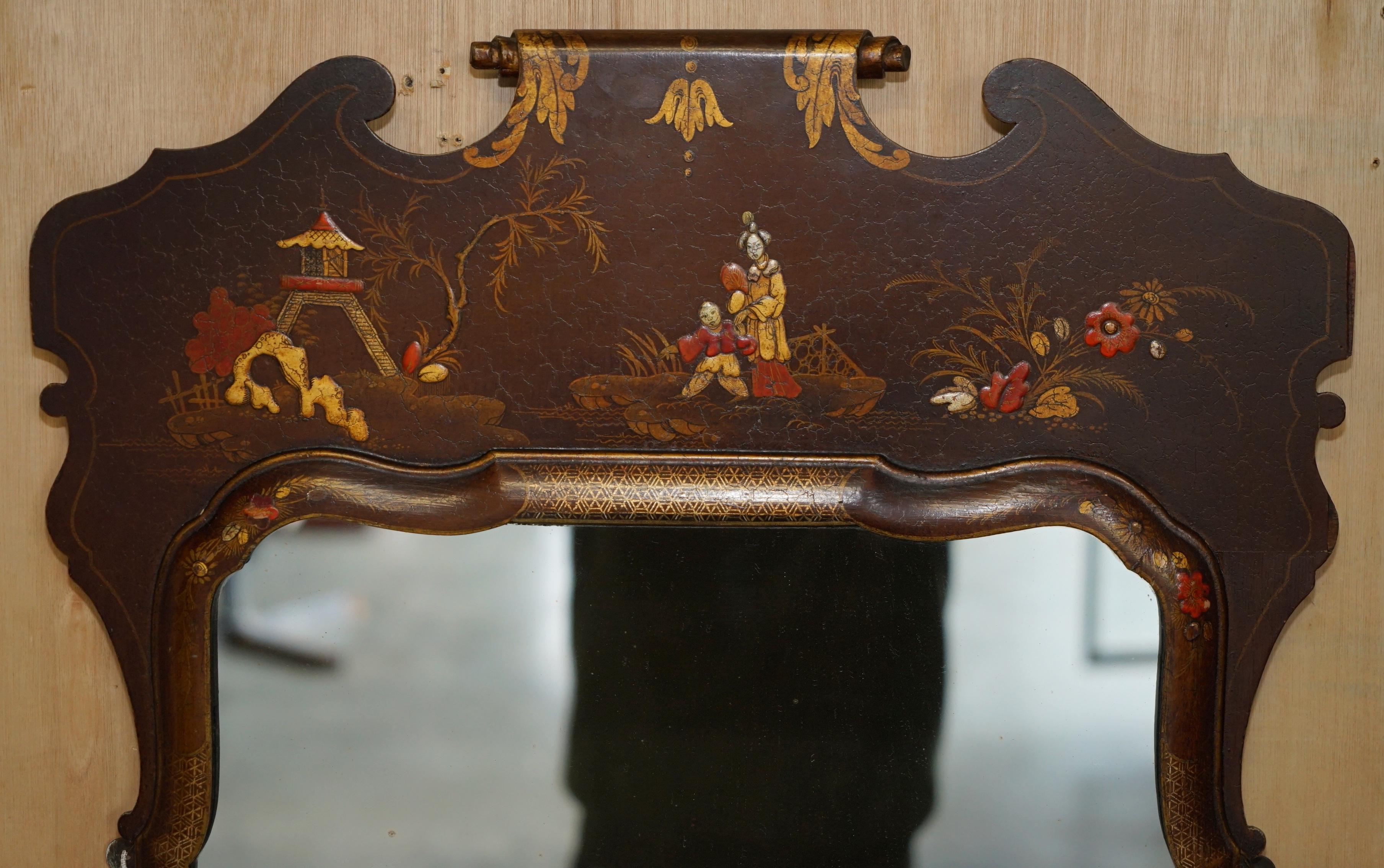 Chinoiserie STUNNiNG ANTIQUE CIRCA 1910 CHINESE CHINOISERIE MIRROR ORNATE HAND PAINTINGS For Sale