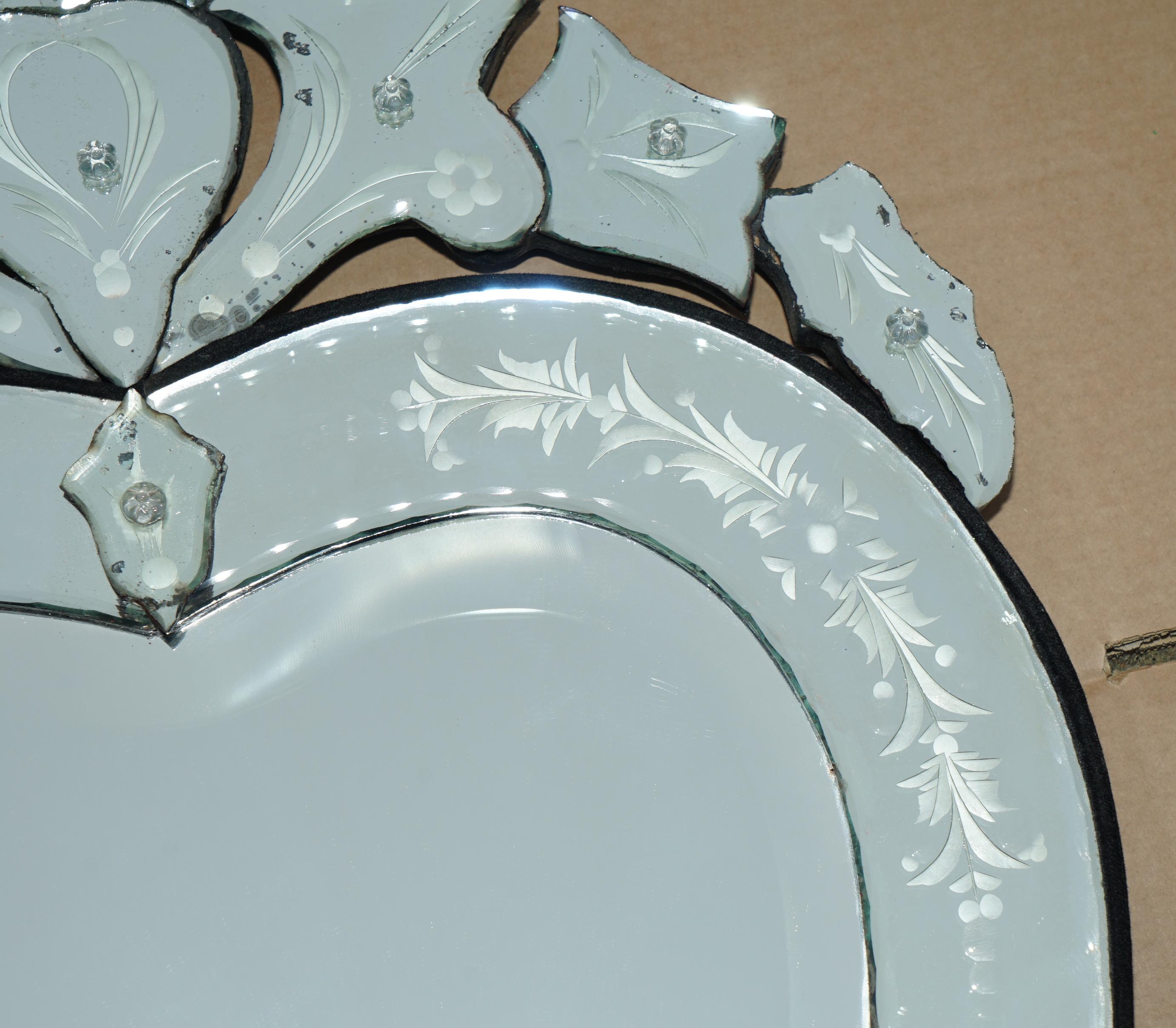 Mirror STUNNING ANTIQUE CIRCA 1910 VENETIAN ETCHED GLASS HEART SHAPED WALL MiRROR For Sale