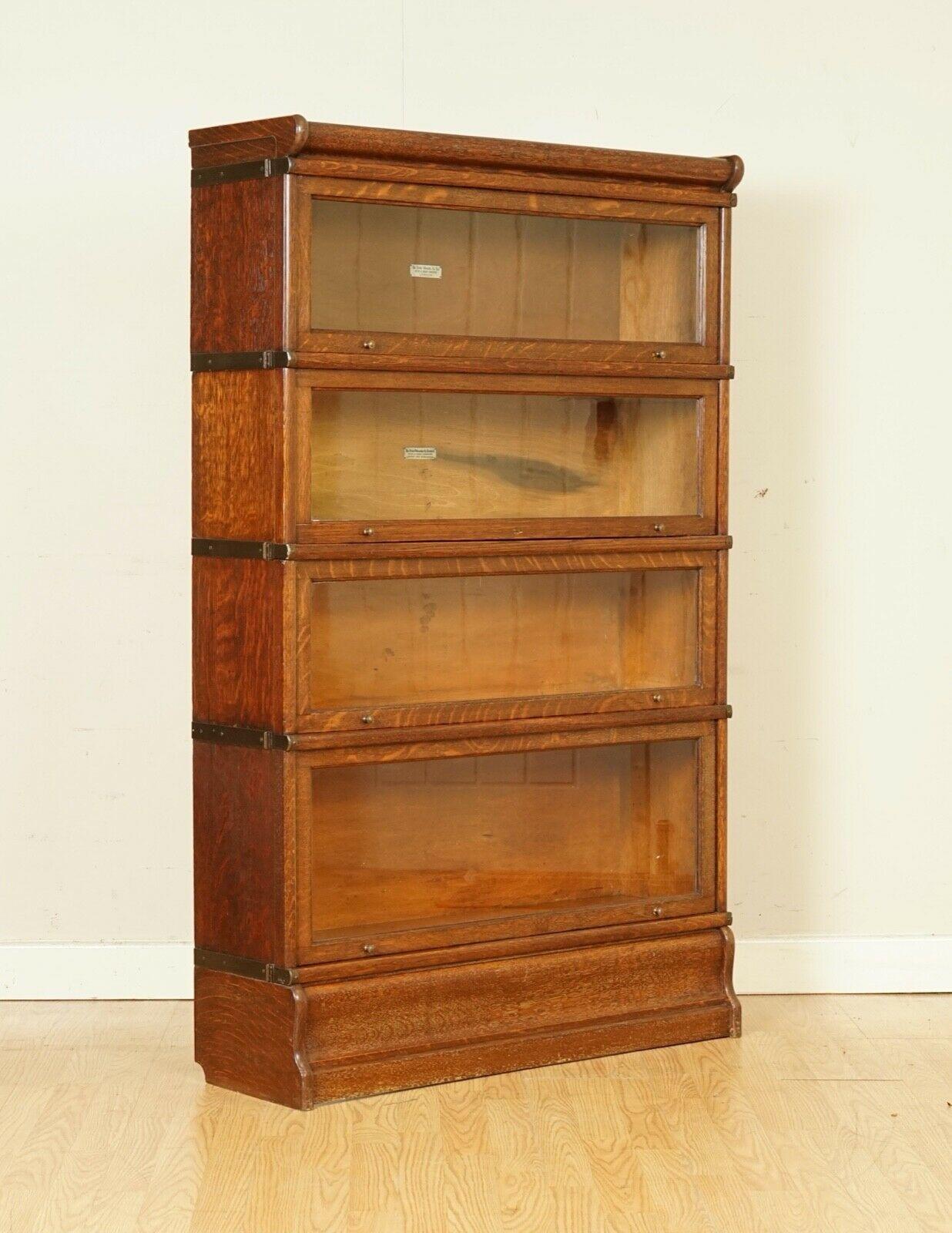 We are delighted to offer for sale this stunning globe Wernicke Barristers oak bookcase.
We have another one that's matching but slightly different.
A very well made, good condition highly desirable and collectable piece.

We have lightly