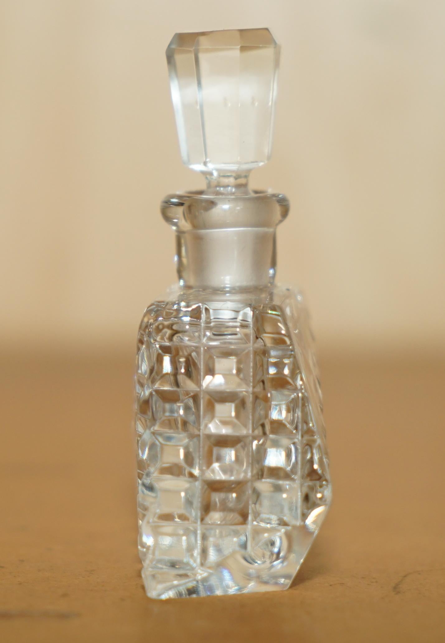 Hand-Crafted STUNNING ANTIQUE CUT GLASS CRYSTAL COLLECTABLE DRESSiNG TABLE PERFUME BOTTLE For Sale