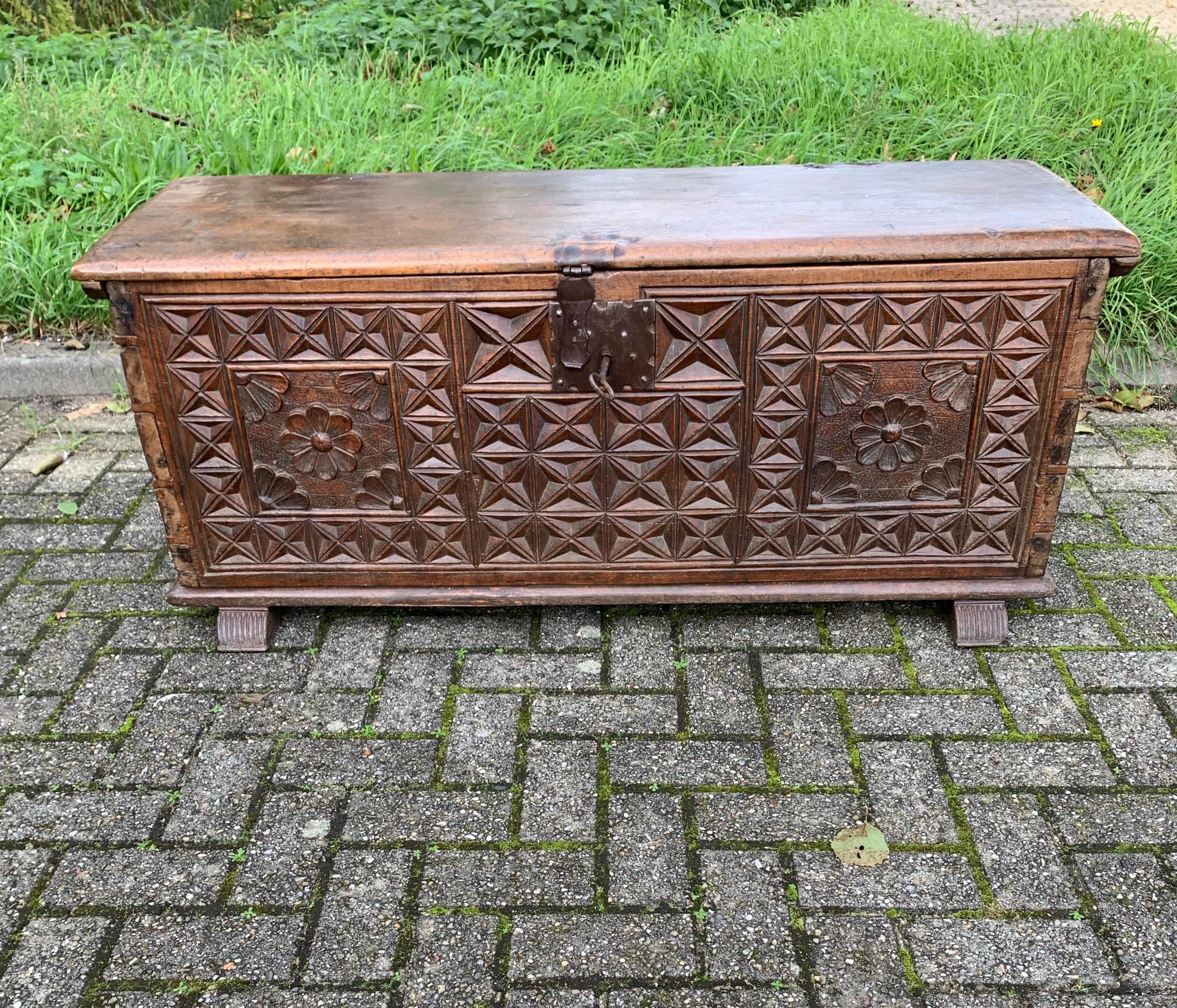 Renaissance style, cassone chest.

This rare and practical size chest is of considerable age and it has an amazing patina. Thanks to the natural wear it looks exactly like you would expect and want a piece of this age to look. This good size chest