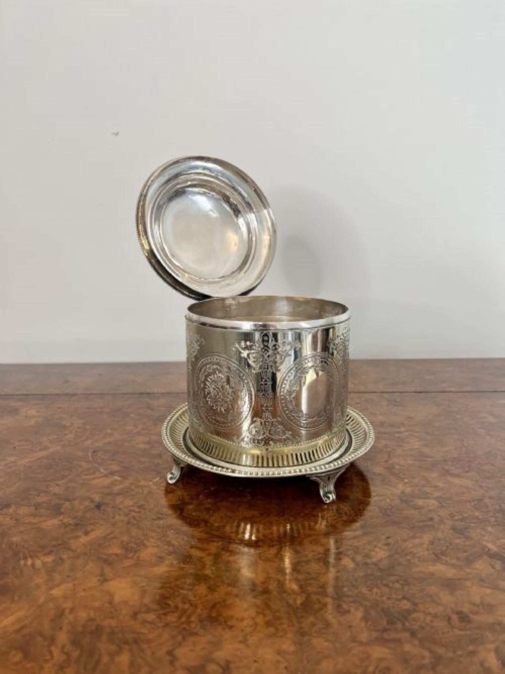 Stunning antique Edwardian silver plated biscuit barrel having a quality antique Edwardian silver plated biscuit barrel with fantastic quality ornate detail throughout with a lift up lid opening to reveal a storage compartment with a circular base