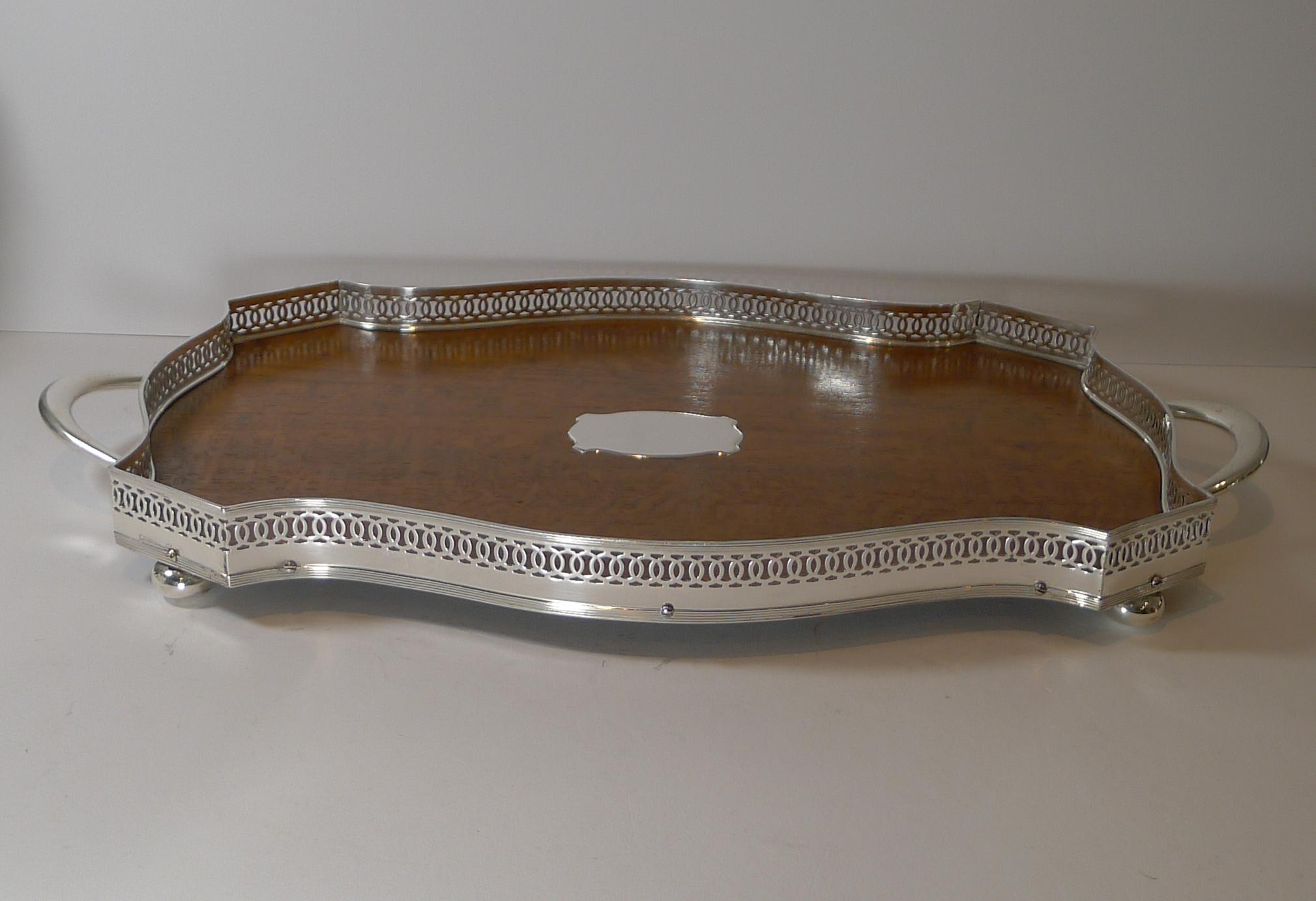 Stunning Antique English Oak and Silver Plate Drinks Tray c.1900 In Good Condition In Bath, GB