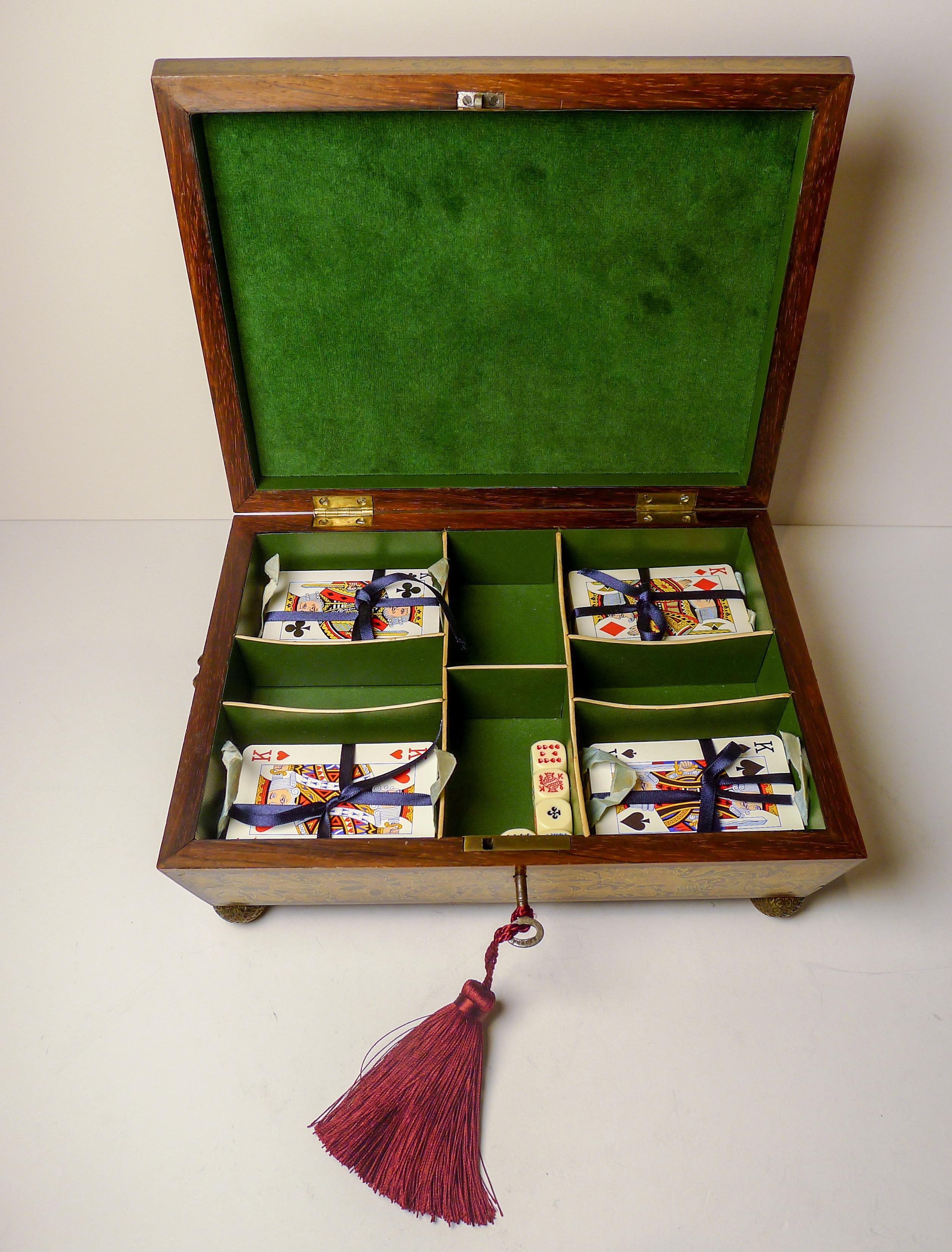 Atemberaubende antike englische Regency Penwork Games Box c.1820 im Angebot 5