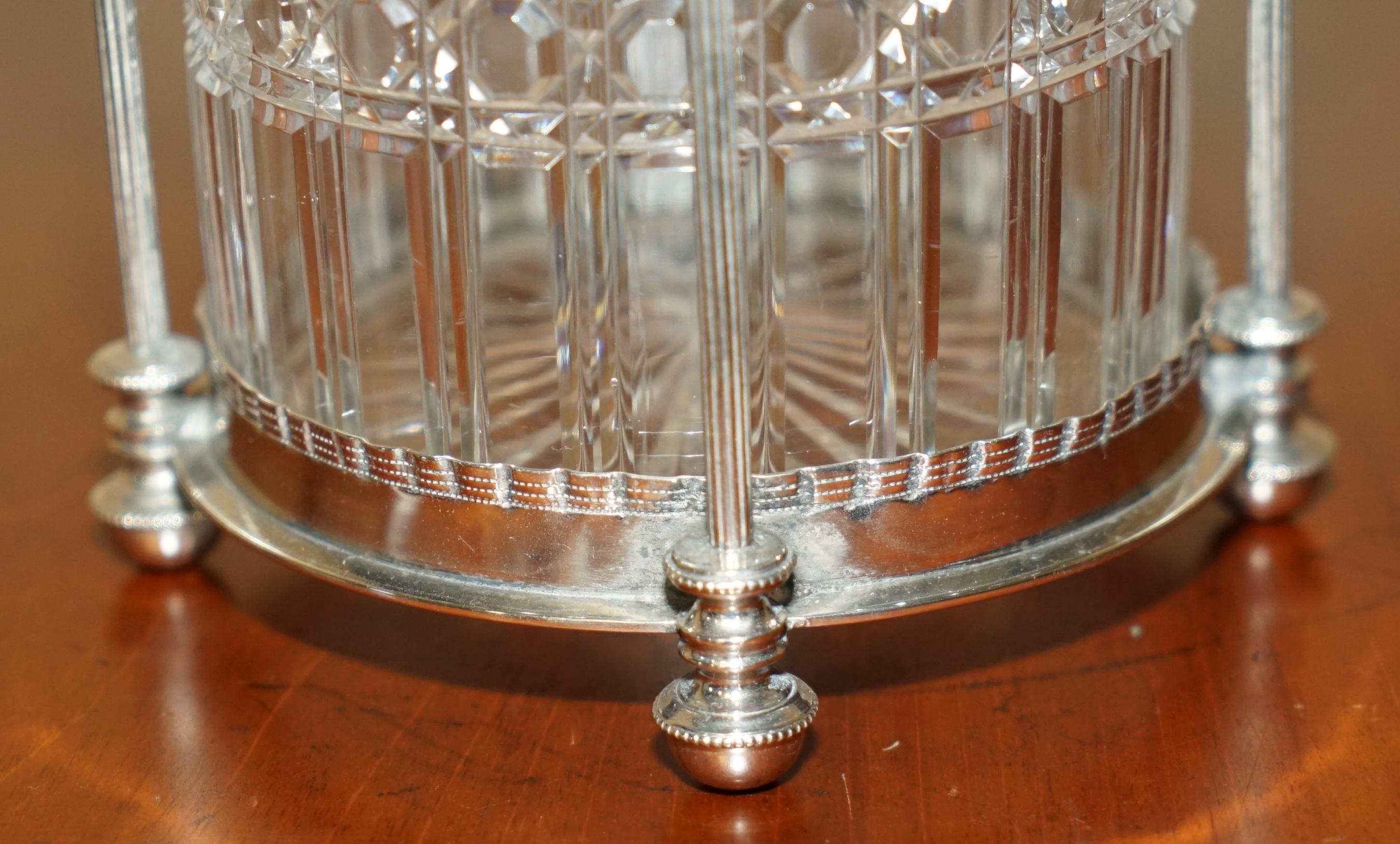 STUNNiNG ANTIQUE ENGLISH SILVER PLATED CUT GLASS CRYSTAL BISCUIT FRUIT BOWL JAR For Sale 1
