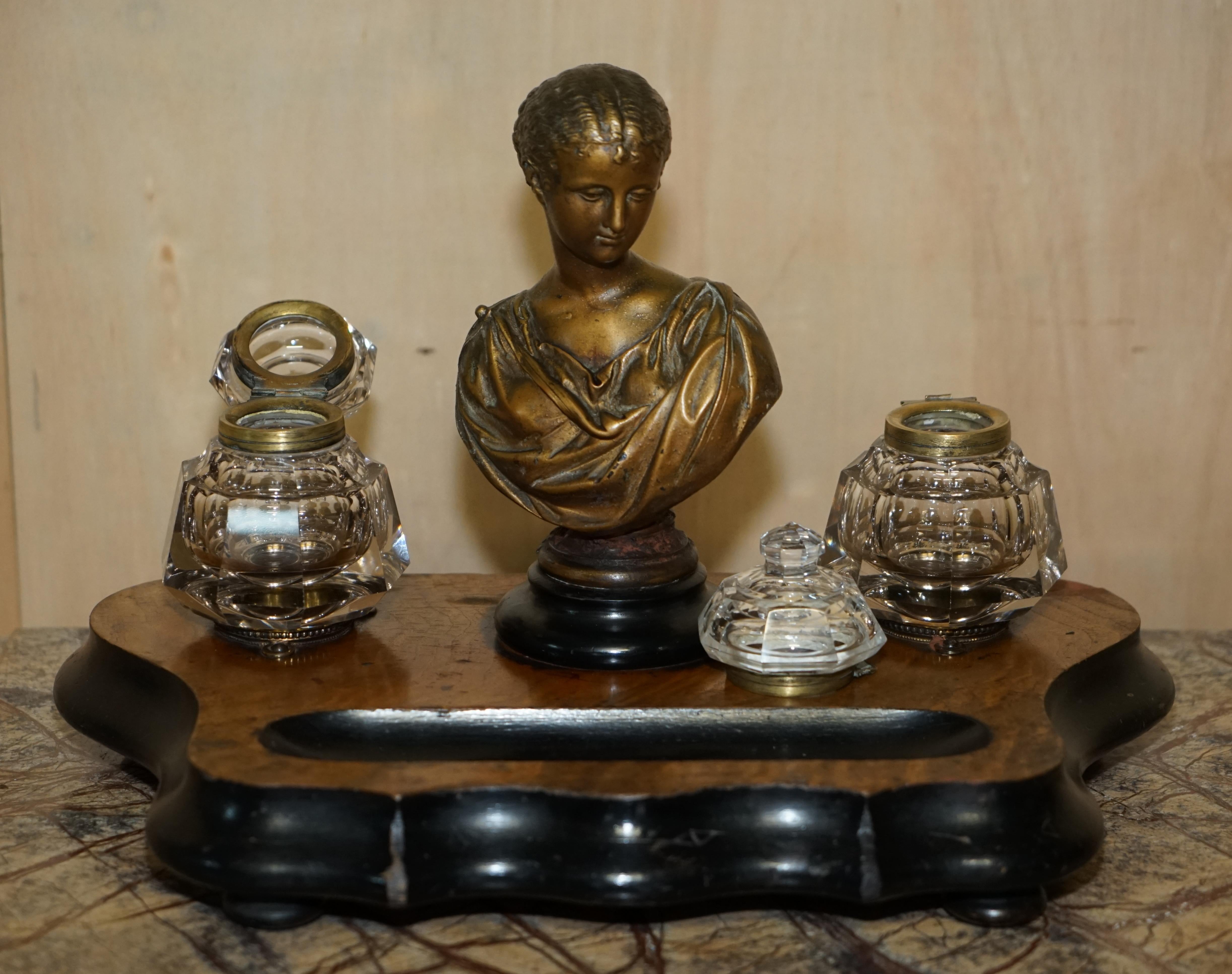Stunning Antique French Bronze Statue on Inkwell Stand, circa 1880 For Sale 8