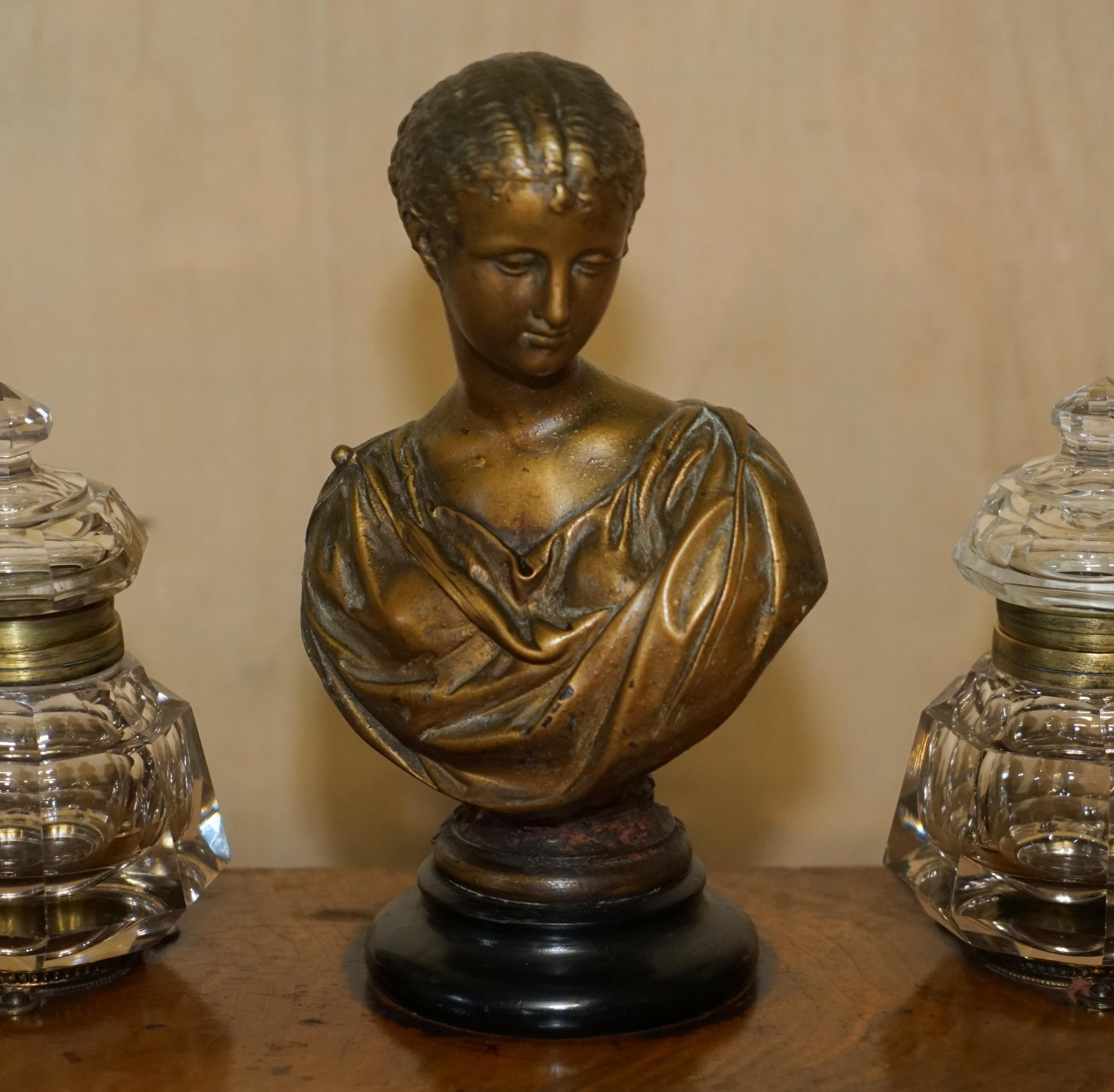 High Victorian Stunning Antique French Bronze Statue on Inkwell Stand, circa 1880 For Sale