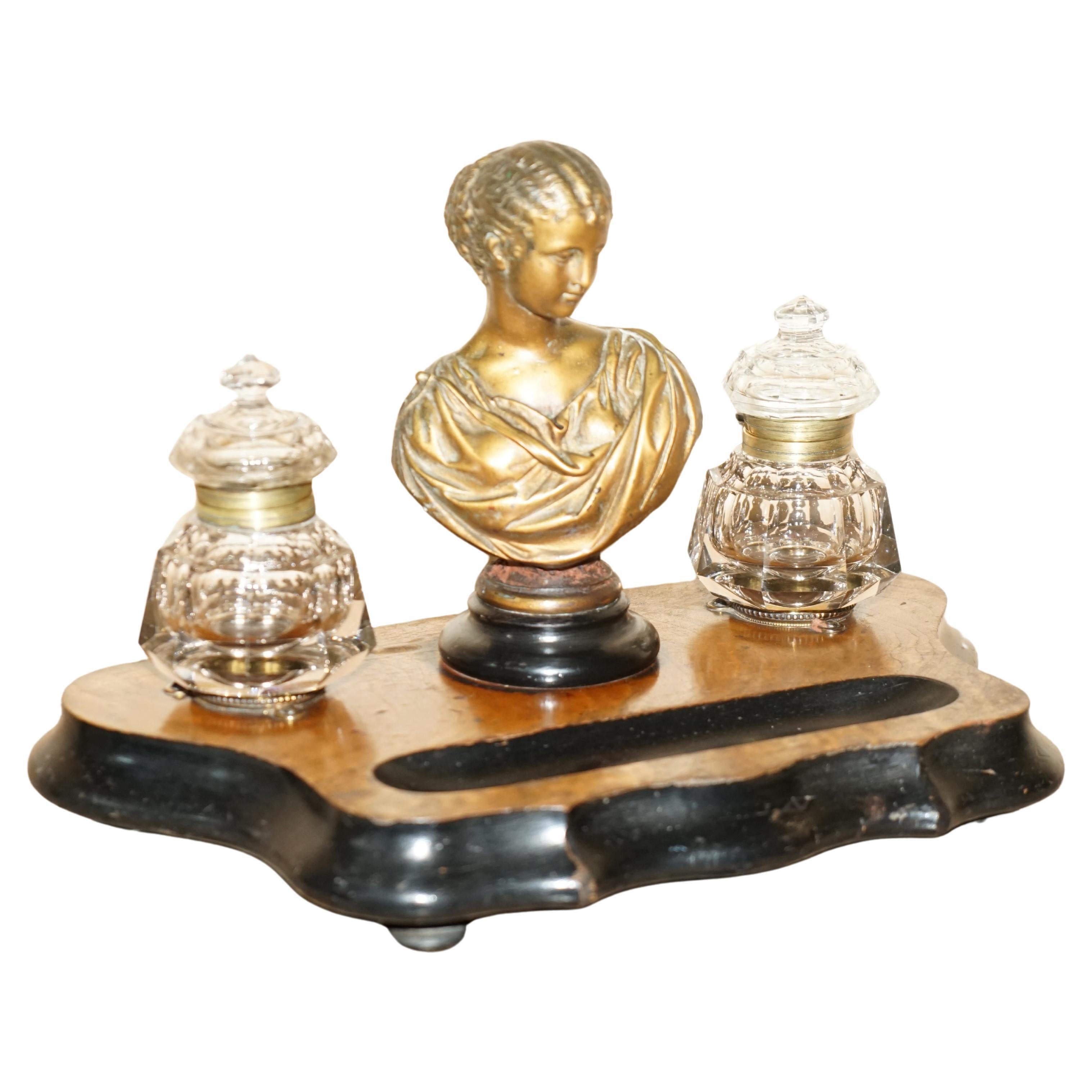 STUNNING ANTIQUE FRENCH BRONZE STATUE ON INKWELL STAND CiRCA 1880