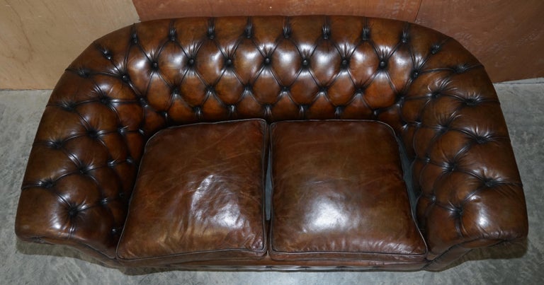 Hand-Crafted Stunning Antique Fully Restored Cigar Brown Leather Chesterfield Sofa Walnut For Sale