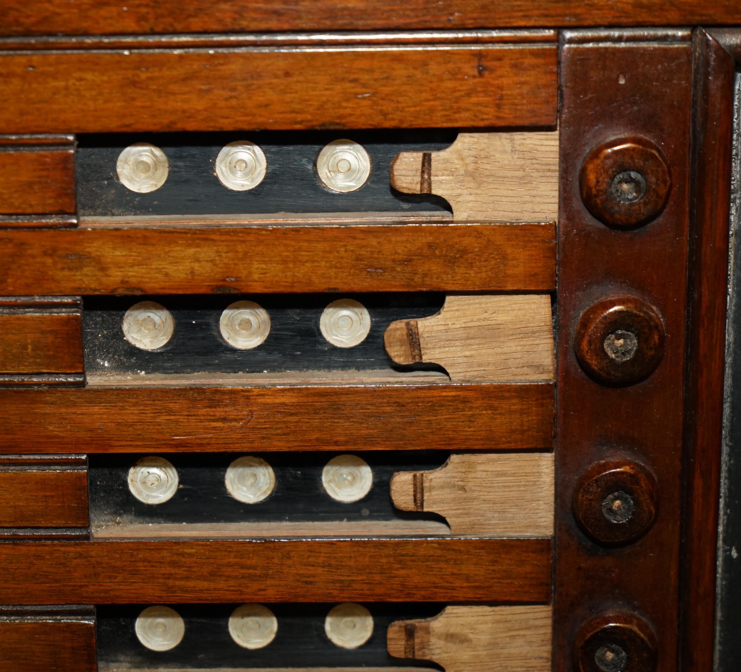 impresionante tablero antiguo completamente restaurado de thos padmore & sons est 1830 en venta 5