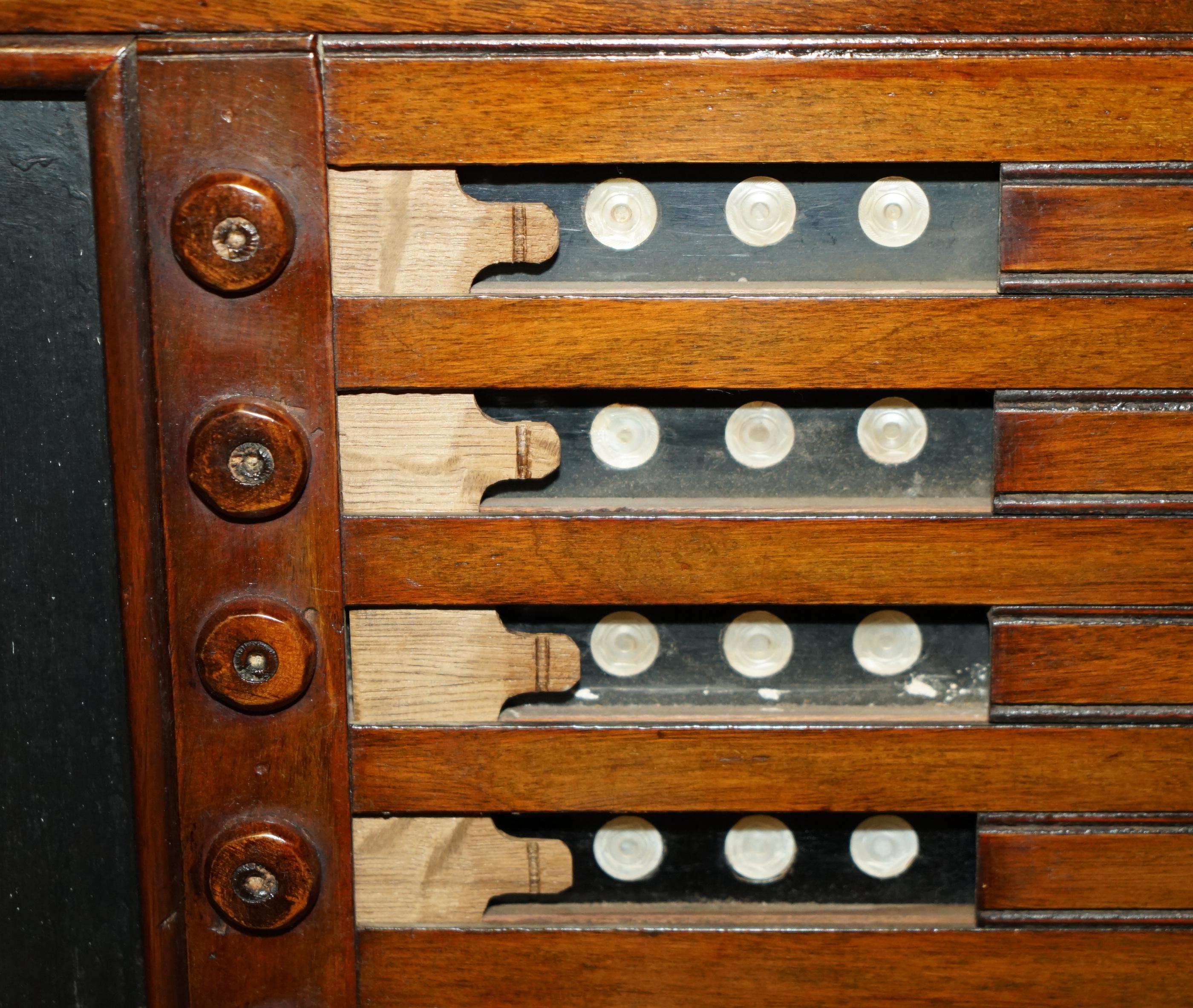 impresionante tablero antiguo completamente restaurado de thos padmore & sons est 1830 en venta 7