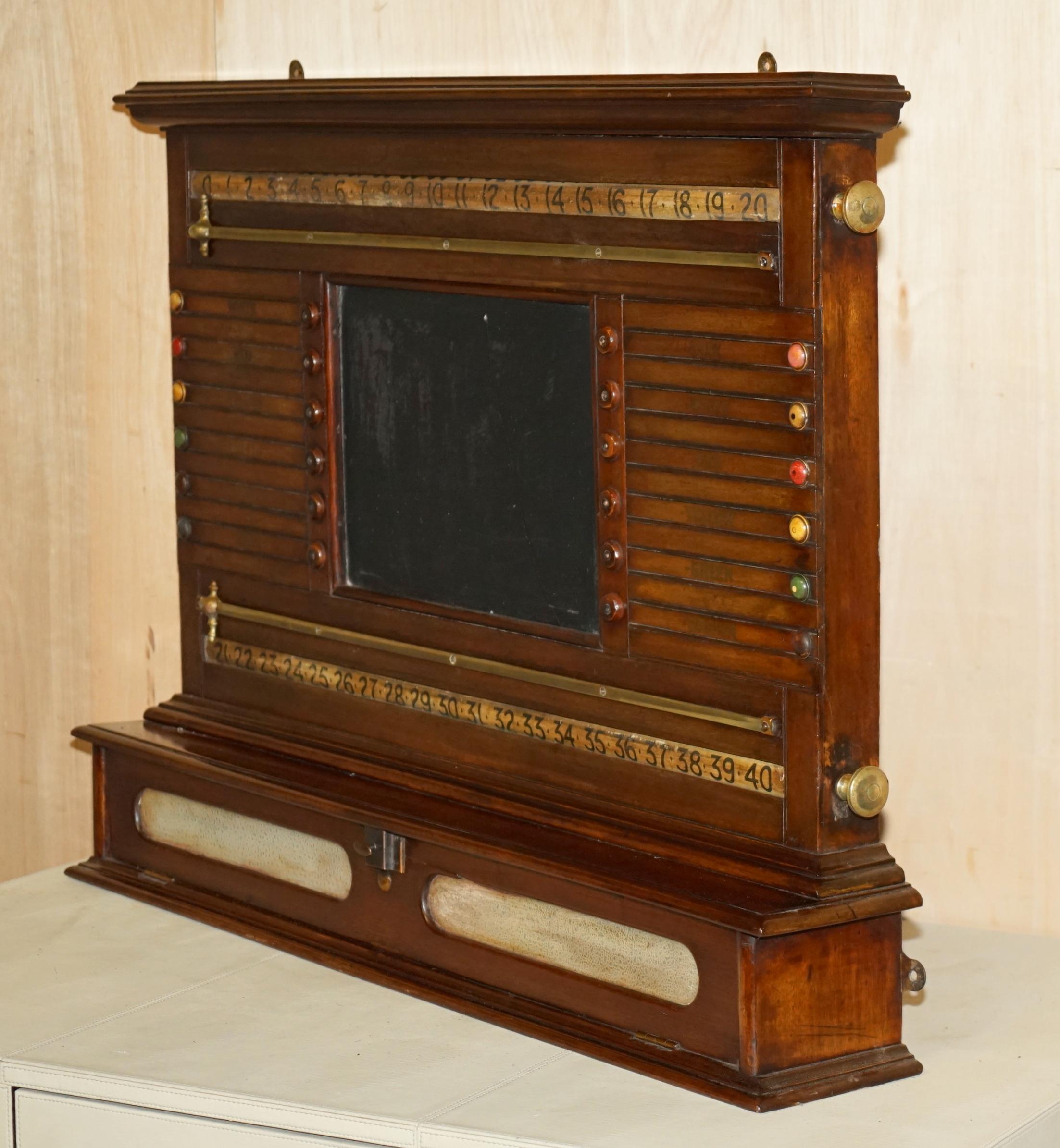 impresionante tablero antiguo completamente restaurado de thos padmore & sons est 1830 en venta 8