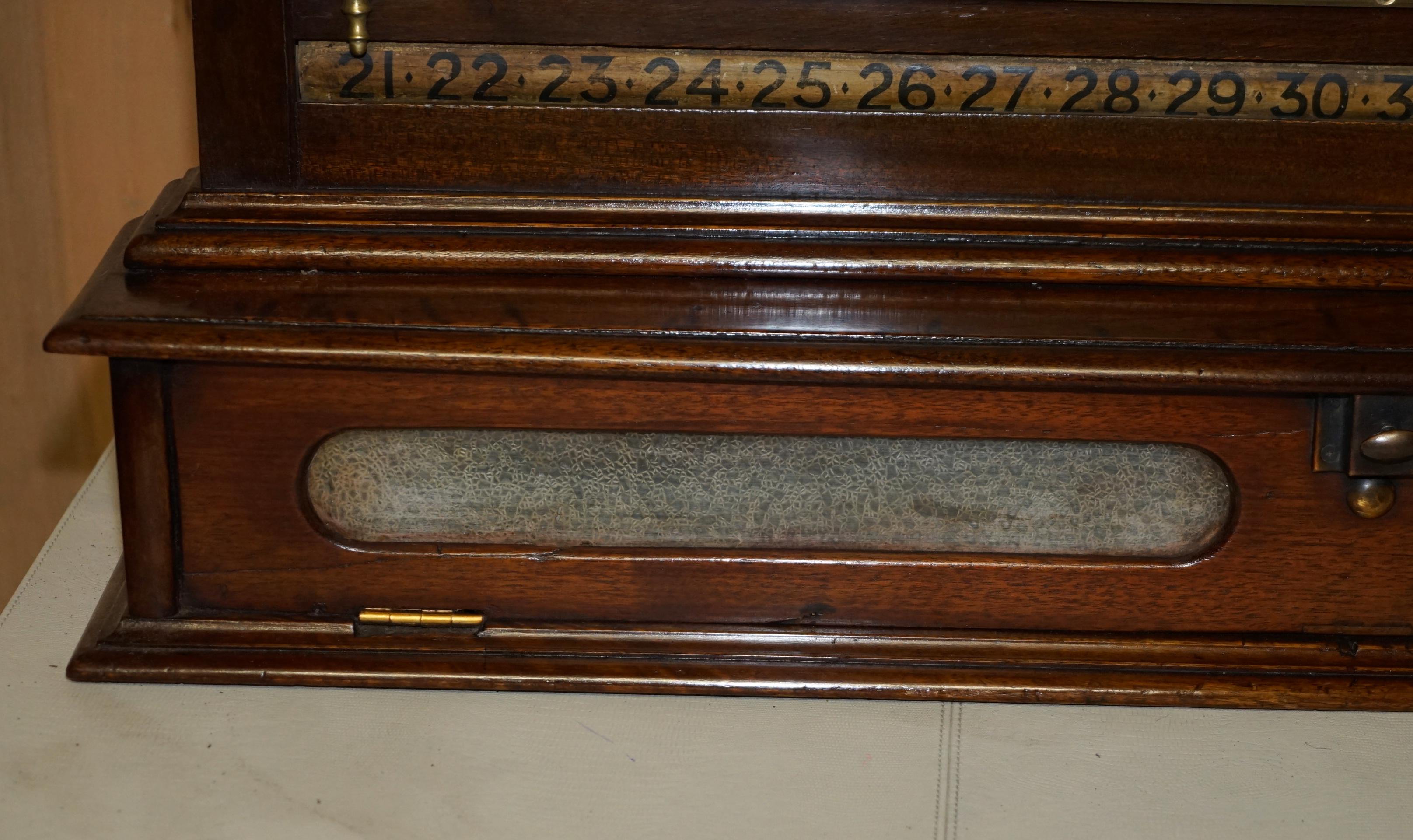 impresionante tablero antiguo completamente restaurado de thos padmore & sons est 1830 Madera dura en venta