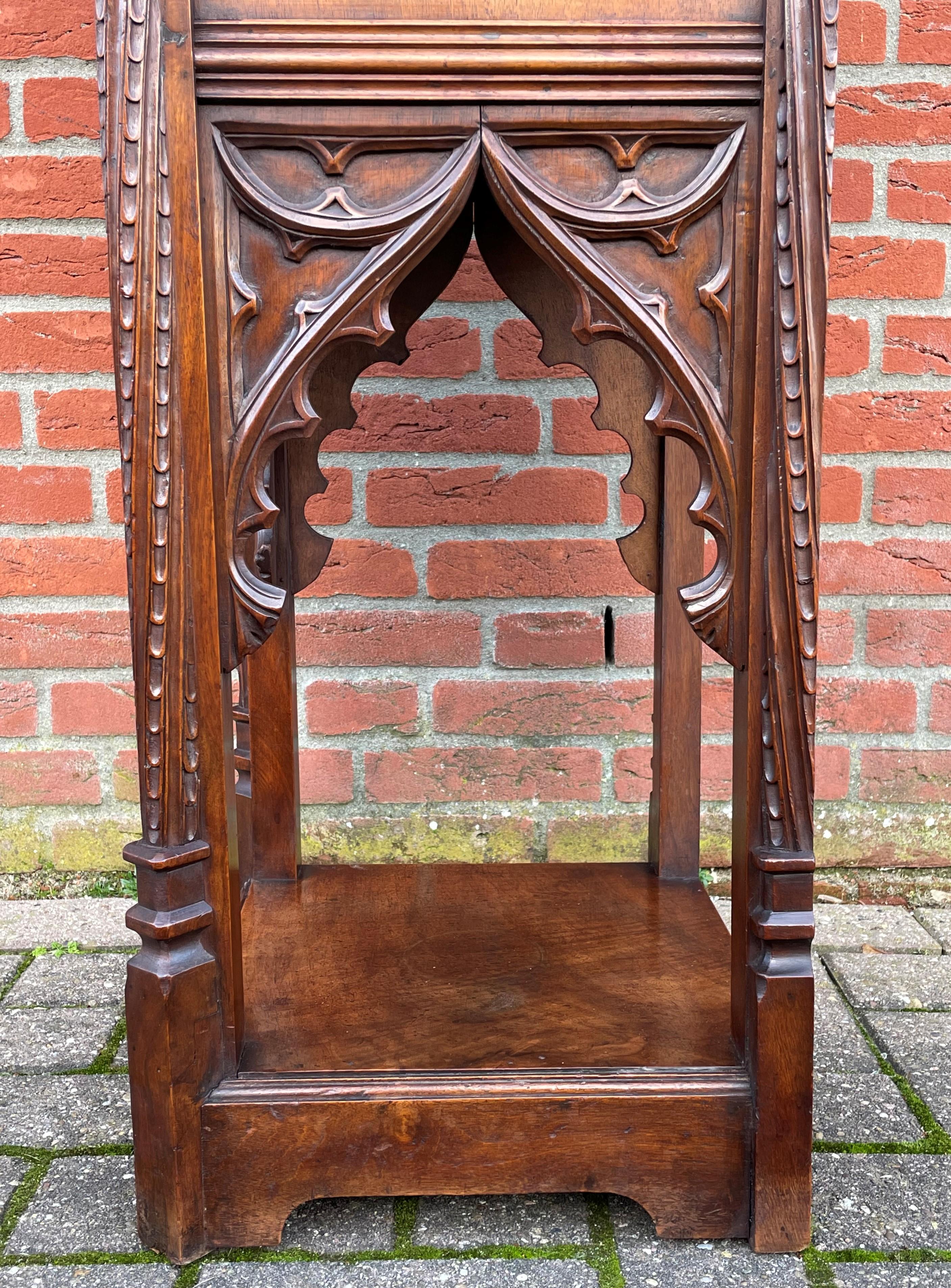 Stunning Antique Hand Carved Gothic Revival Nutwood Pedestal Sculpture Stand For Sale 13