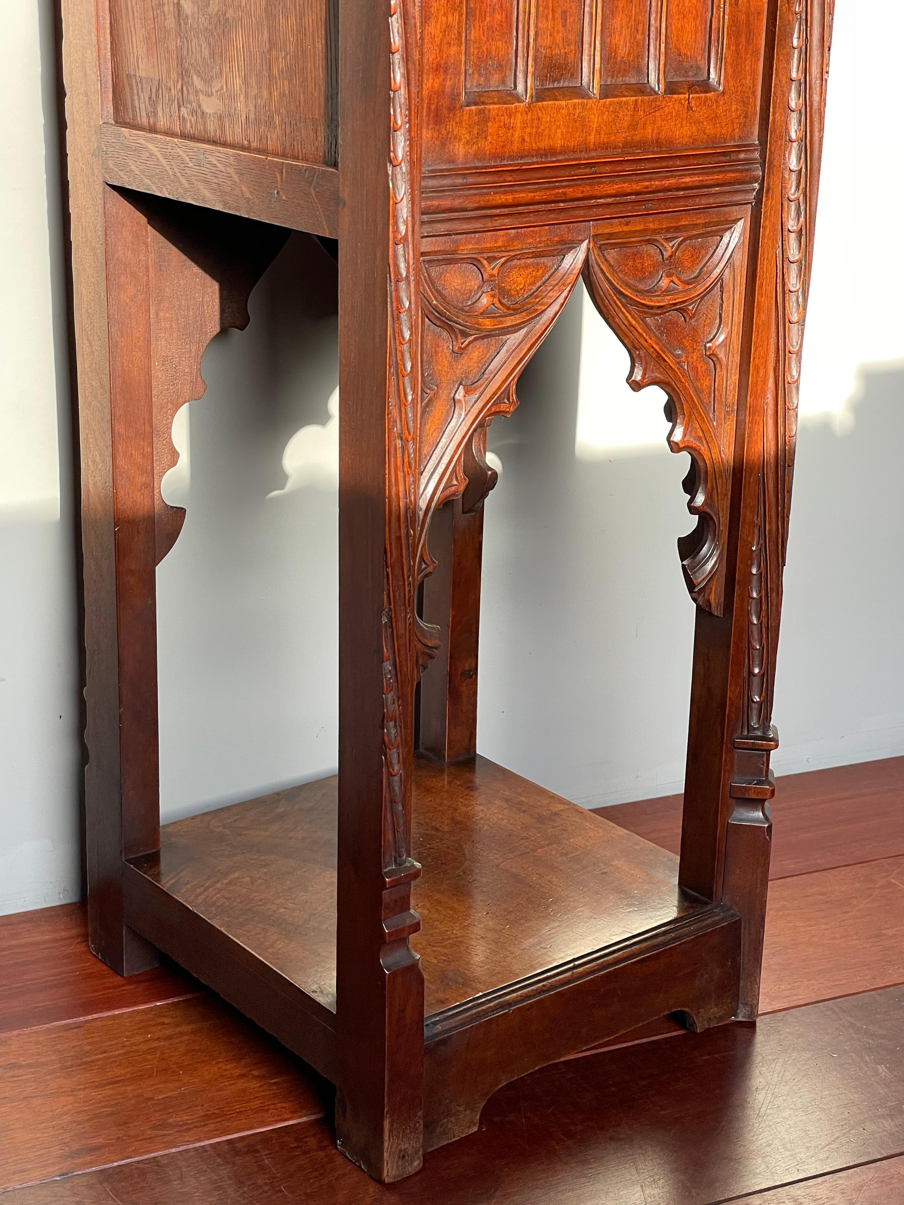 Stunning Antique Hand Carved Gothic Revival Nutwood Pedestal Sculpture Stand For Sale 3