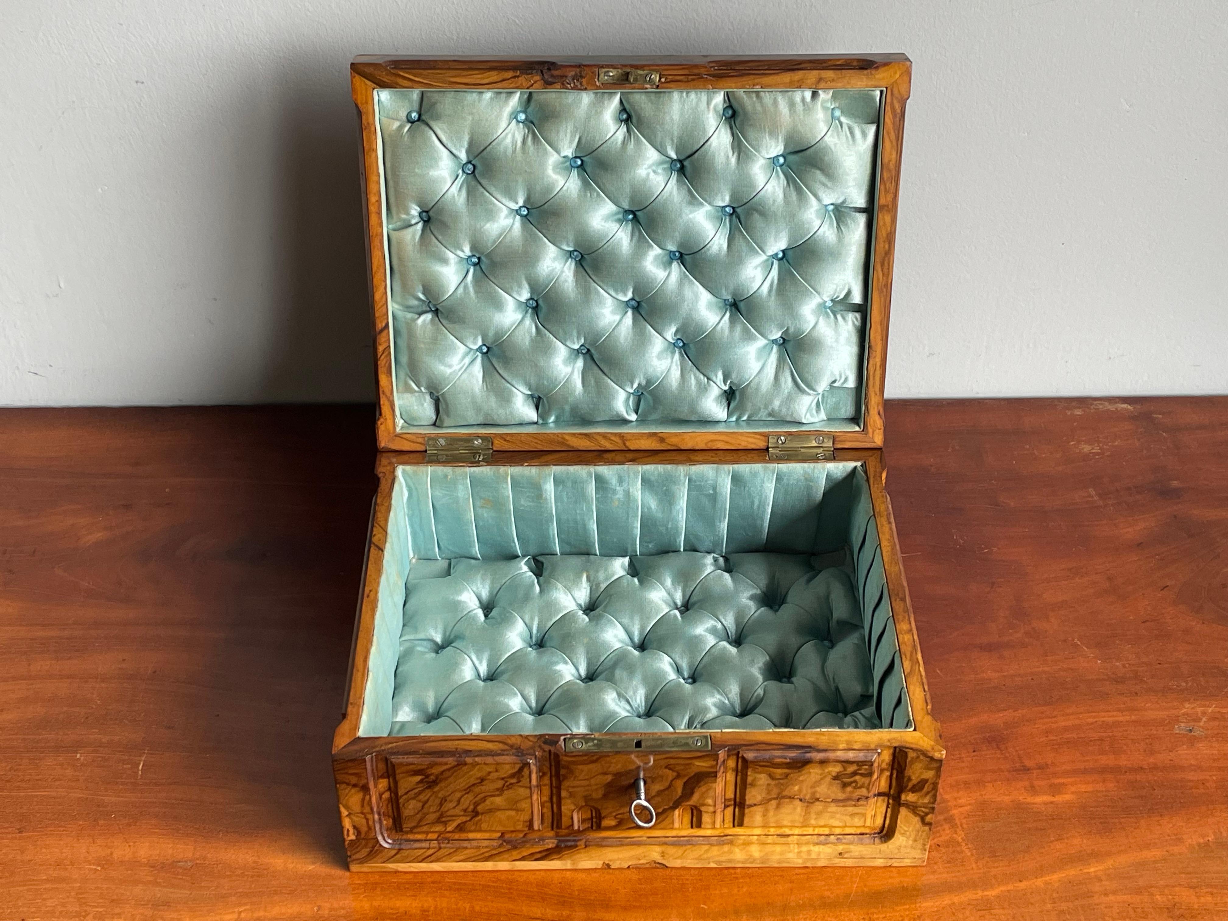 Stunning Antique Hand Carved Olive Wood Jewelry Box w Great Patina & Hebrew Text For Sale 8