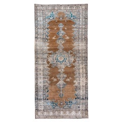 Superbe tapis persan ancien Farahan Gallery, fond brun clair, bordures ivoire