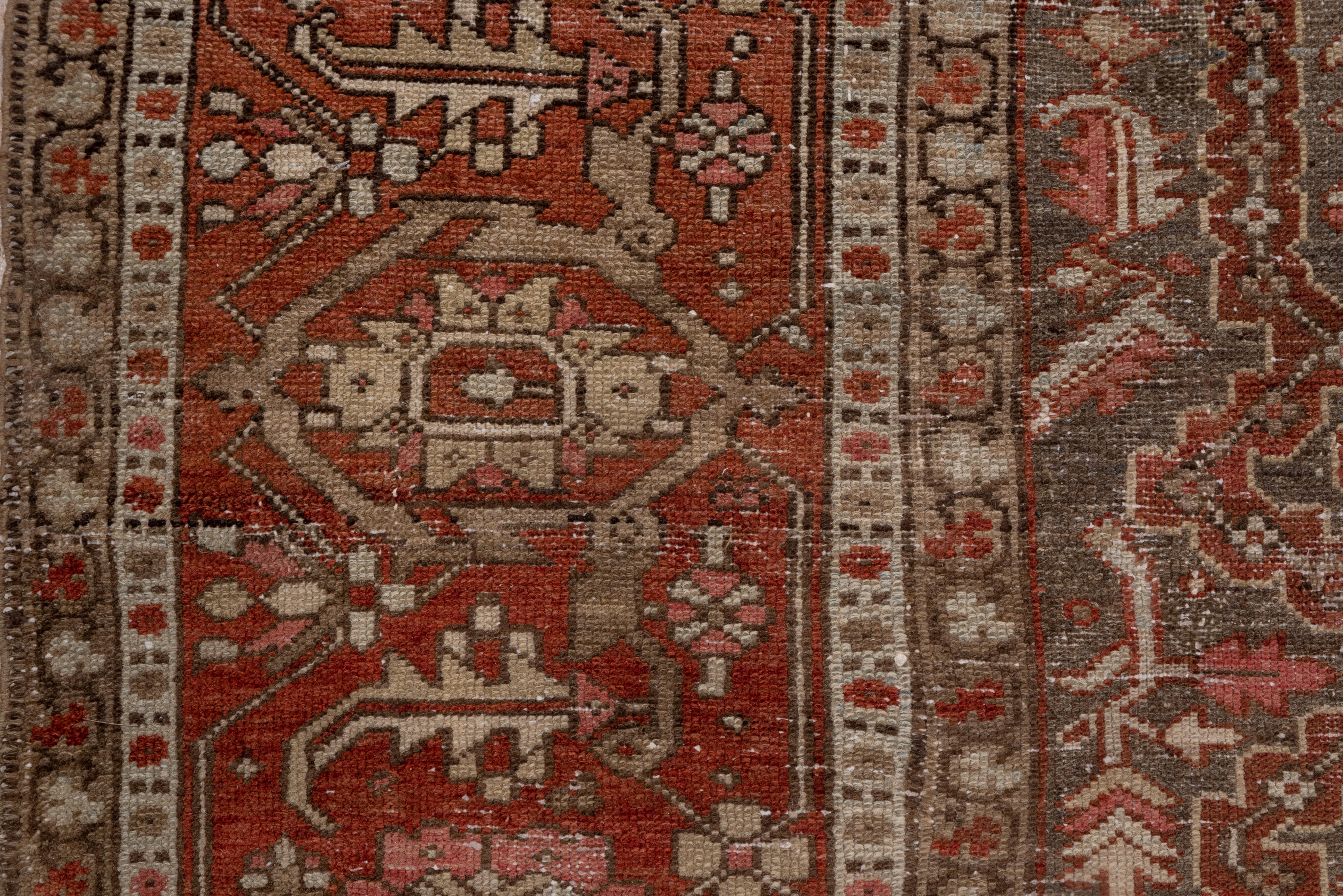Stunning Antique Persian Serapi Arae Rug, Charcoal Gray Field & Rust Borders For Sale 1