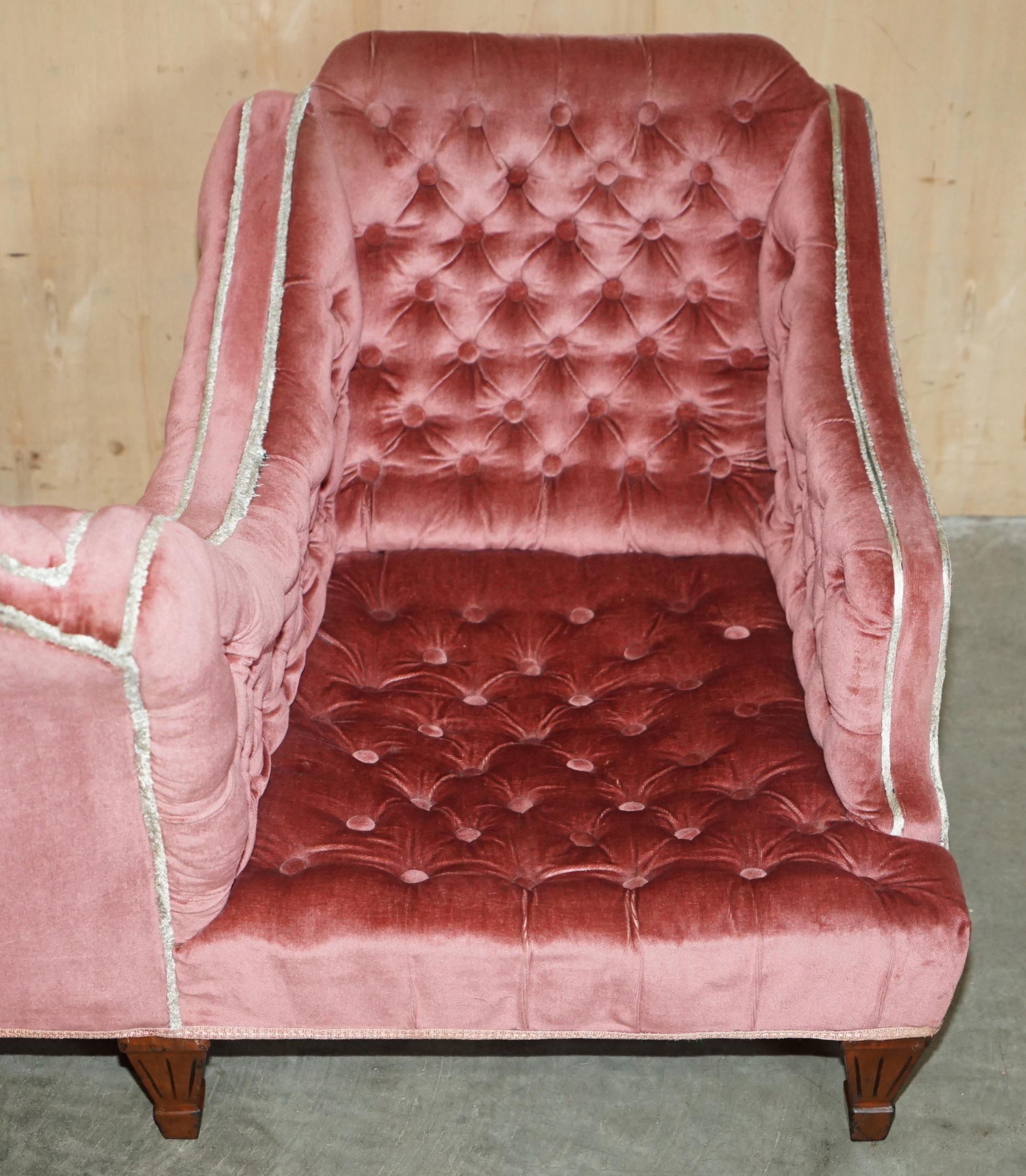 STUNNING ANTiQUE REGENCY CHESTERFIELD TUFTED „TETE A TETE“ CONVERSATION SOFA im Angebot 9