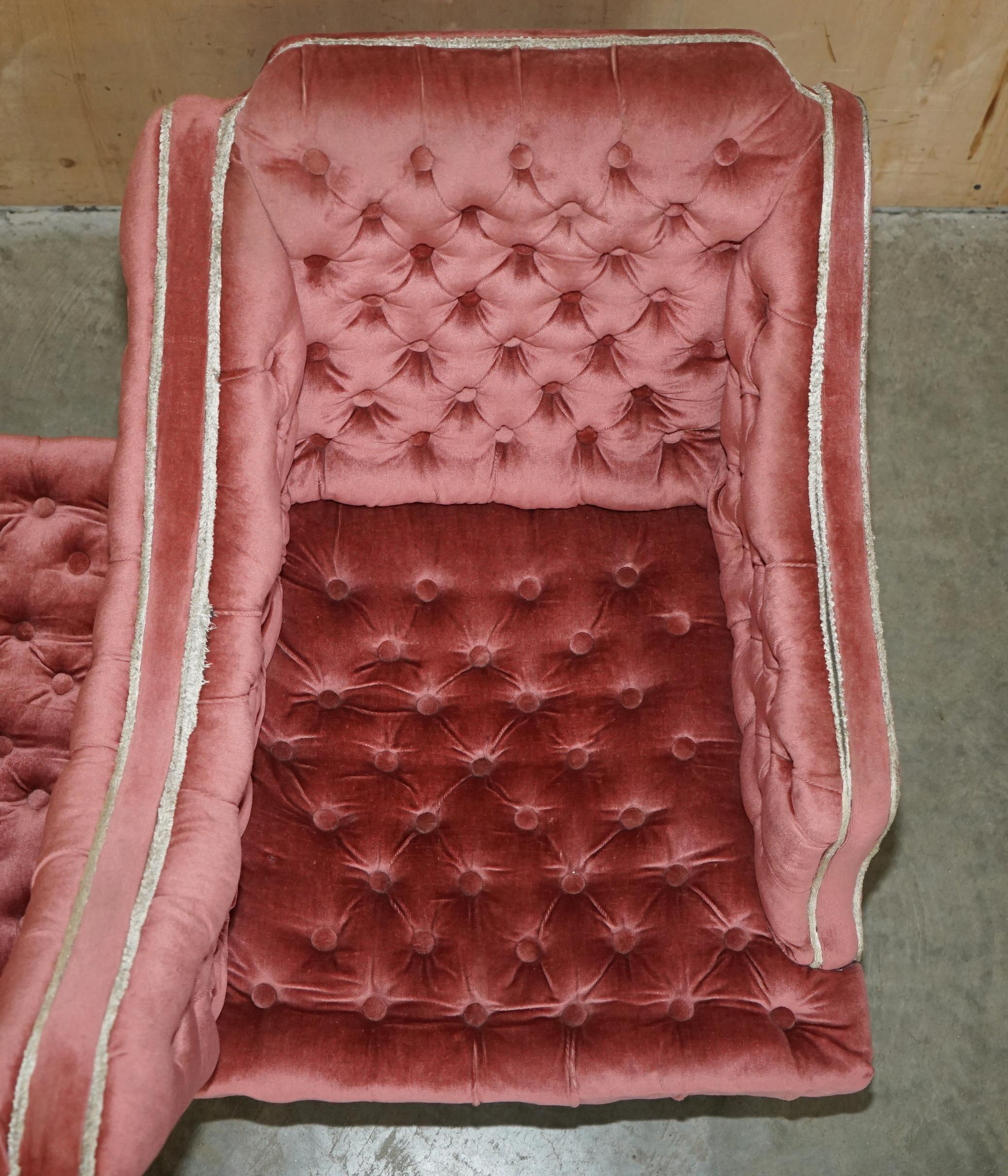 STUNNING ANTiQUE REGENCY CHESTERFIELD TUFTED „TETE A TETE“ CONVERSATION SOFA im Angebot 11