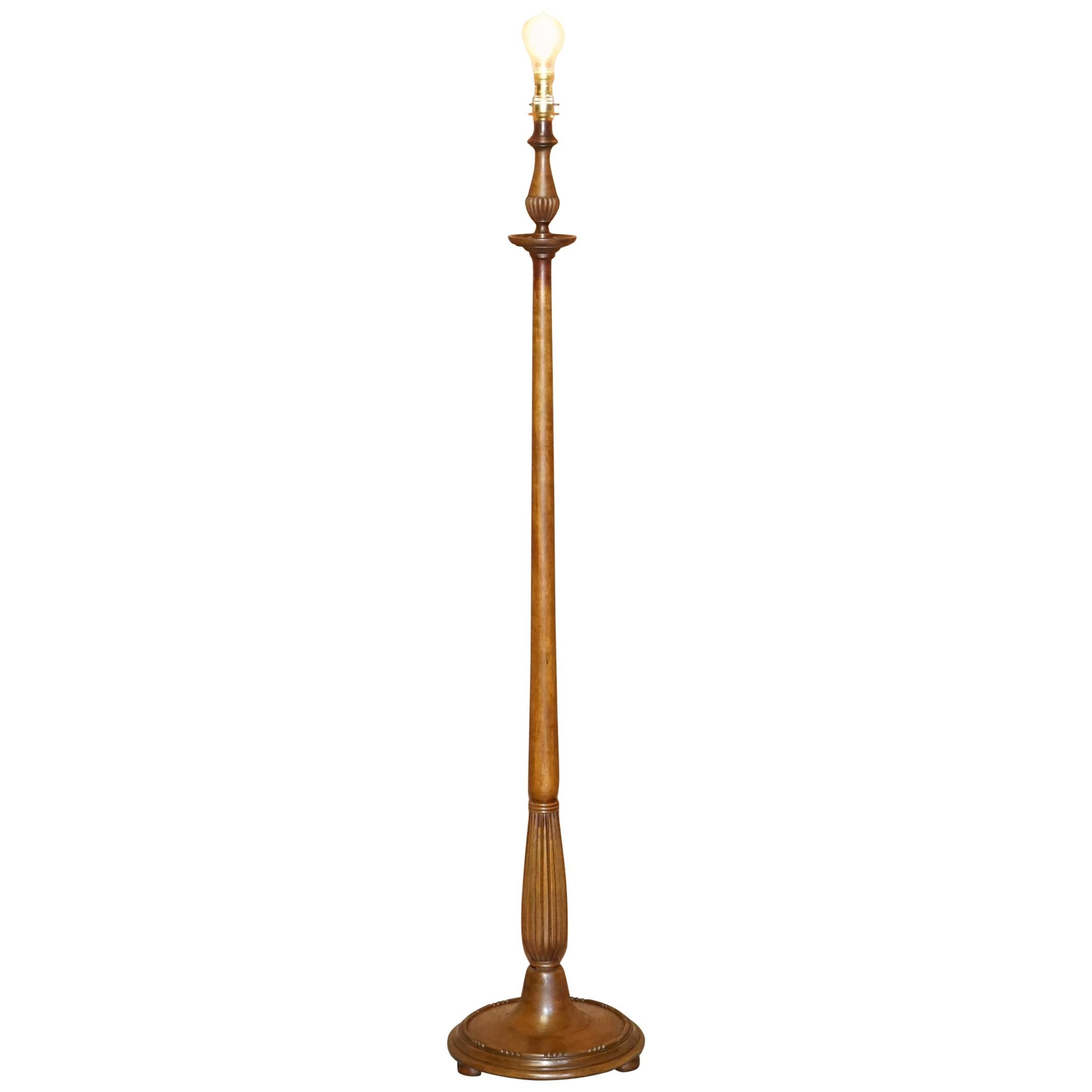 Stunning Antique Scottish Oak Floor Standing Lamp with Bobbin Turned Detailing