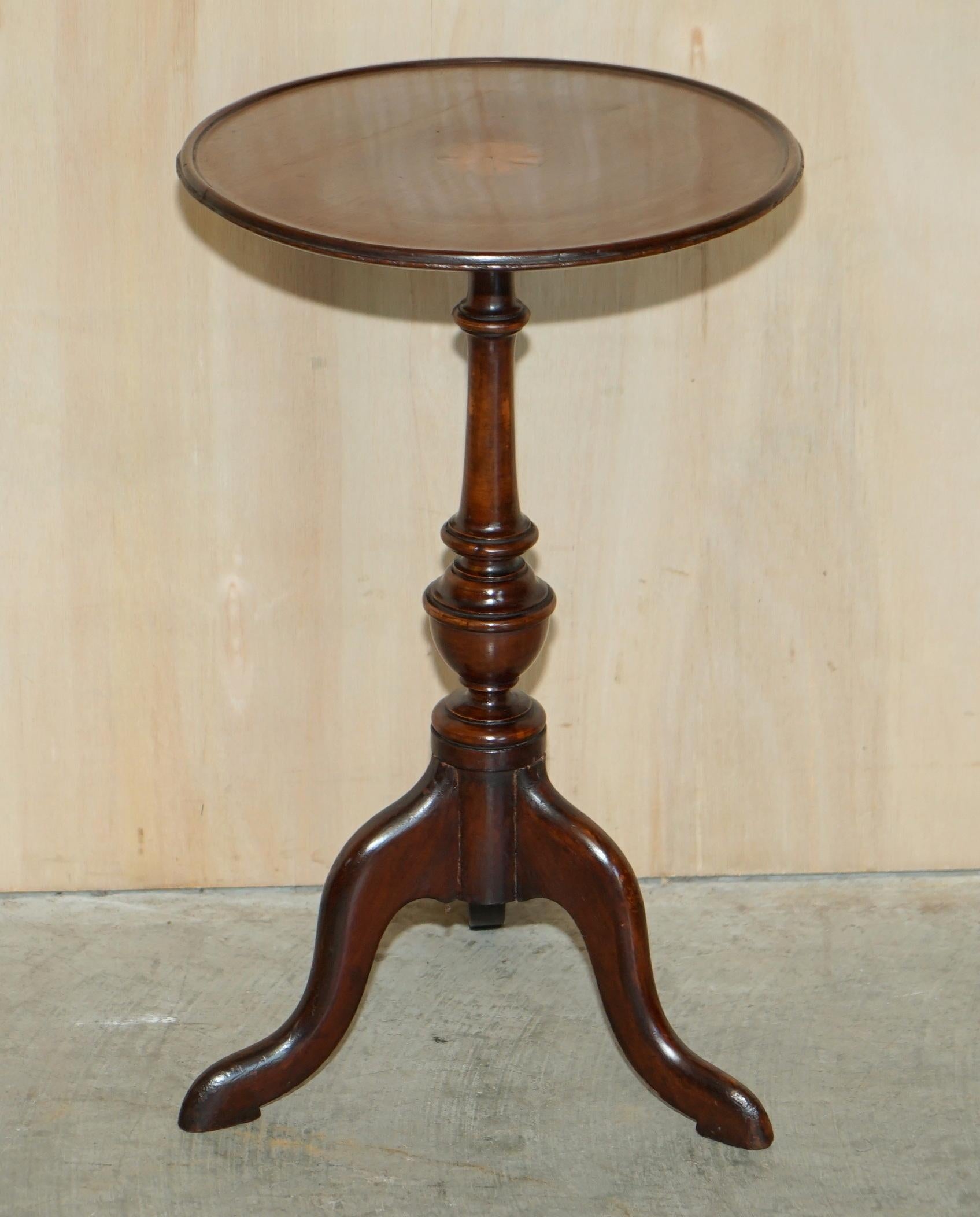 Stunning Antique Sheraton Revival Hardwood Tripod Side End Lamp Wine Table For Sale 4