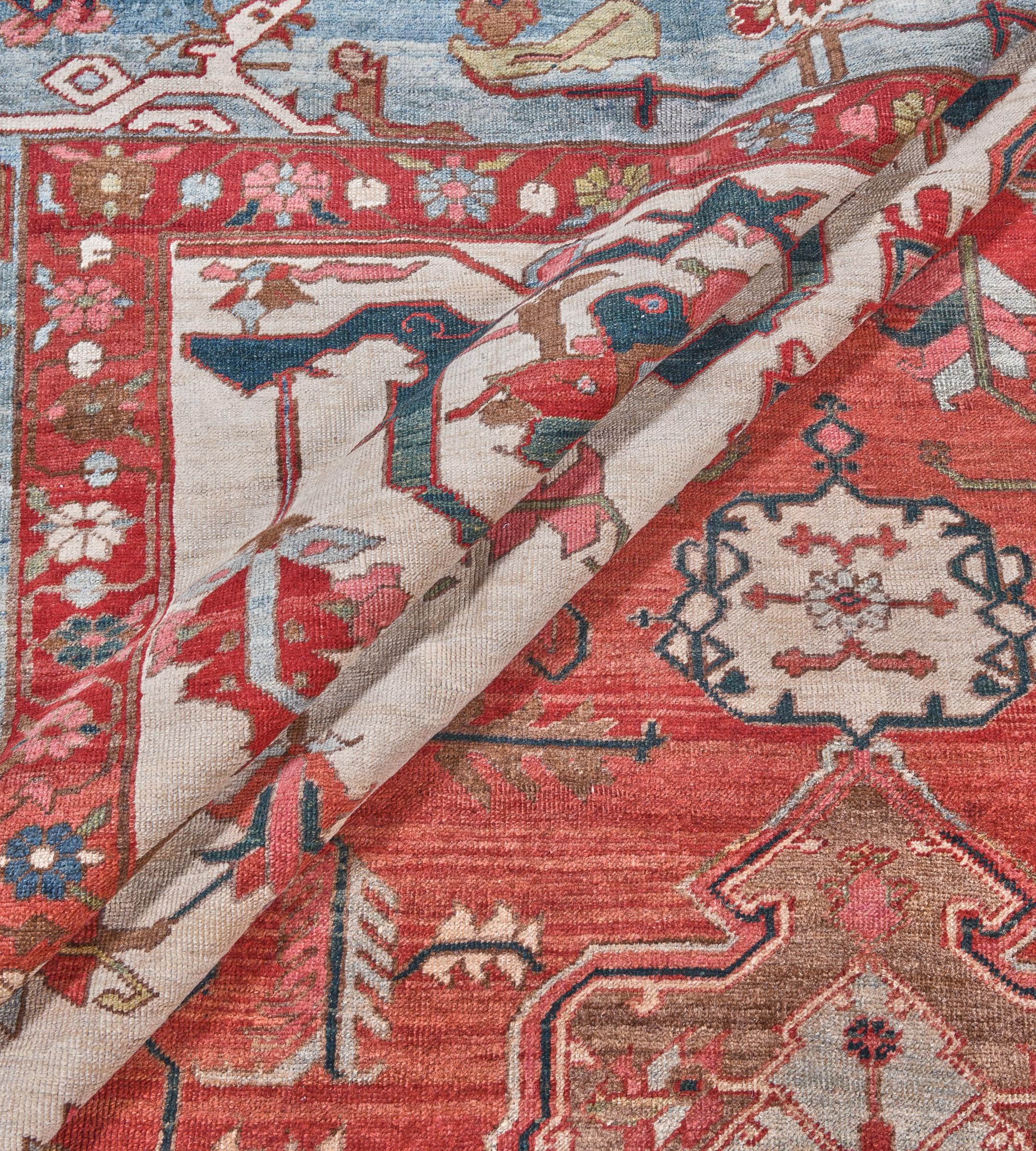 Stunning Antique Traditional Hand-Woven Persian Serapi For Sale 5