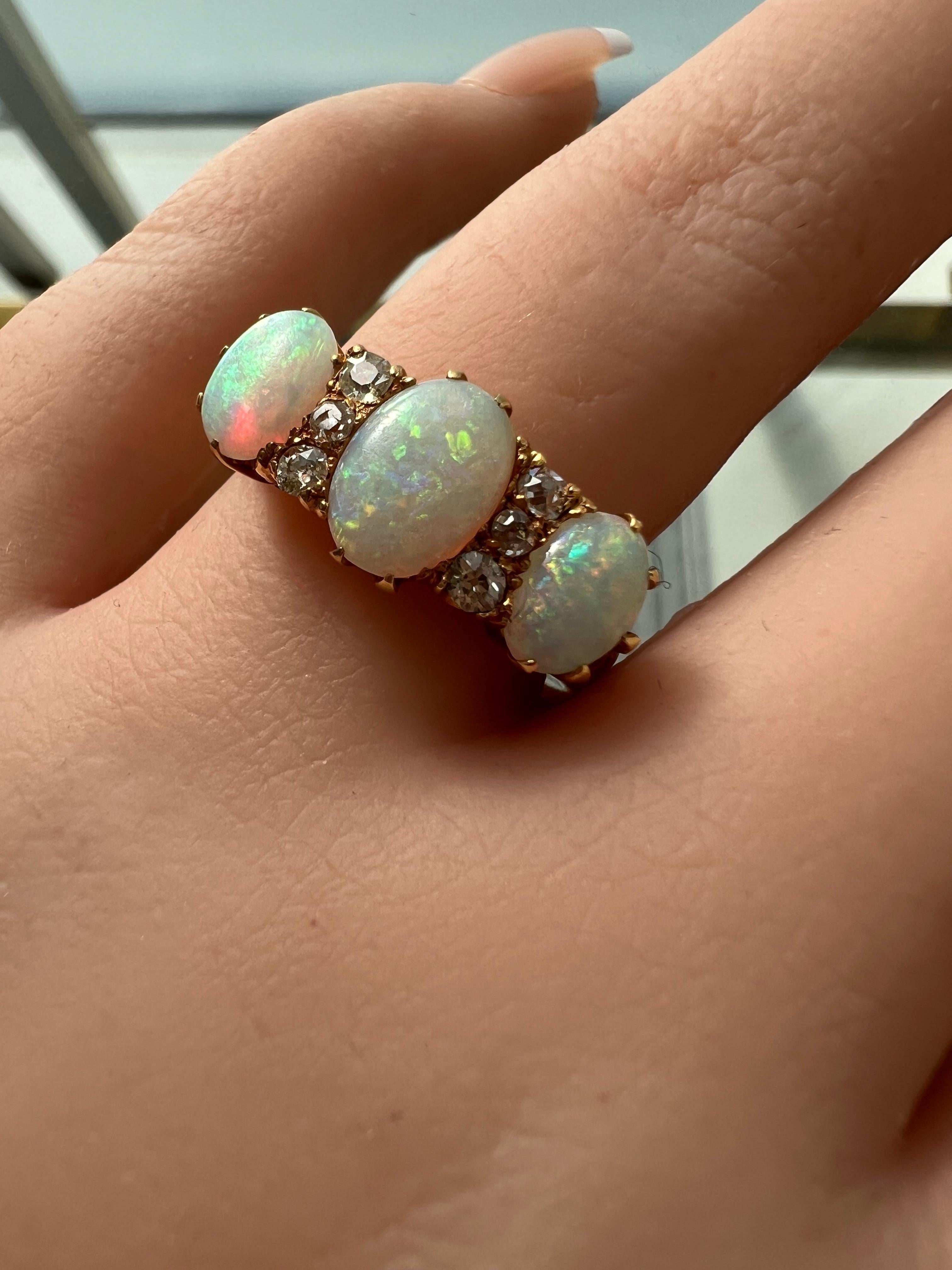 Stunning Antique Victorian 18K Yellow Gold Opal and Diamond Wedding Band Ring. 4