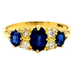 Stunning Antique Victorian 18K Yellow Gold Sapphire and Diamond Wedding Ring.