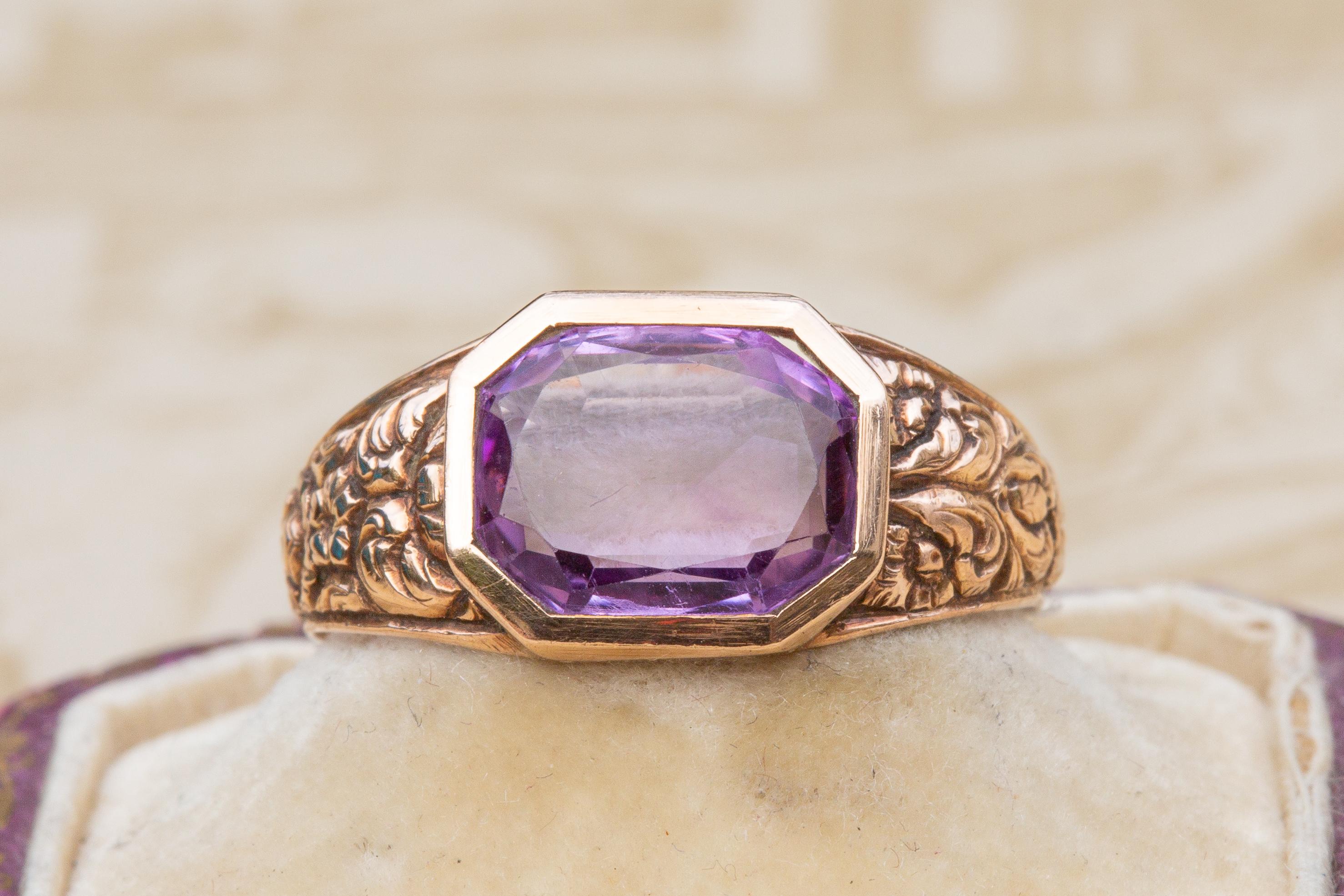 Stunning Antique Victorian 19th Century 14k Gold and Amethyst Ring 2