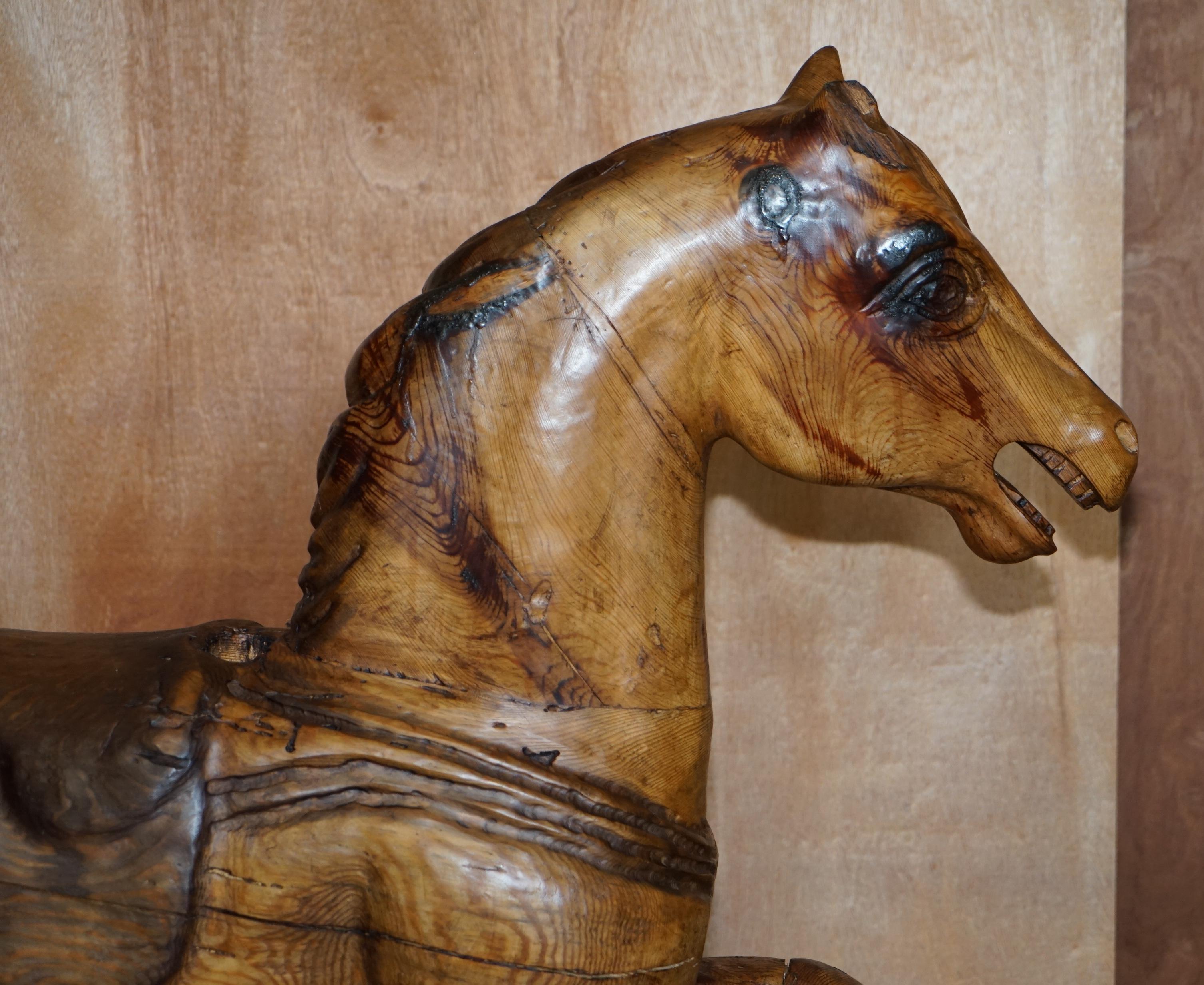 Superbe rond victorien ancien en pin avec cheval de manège et marchandise, datant d'environ 1880 en vente 2