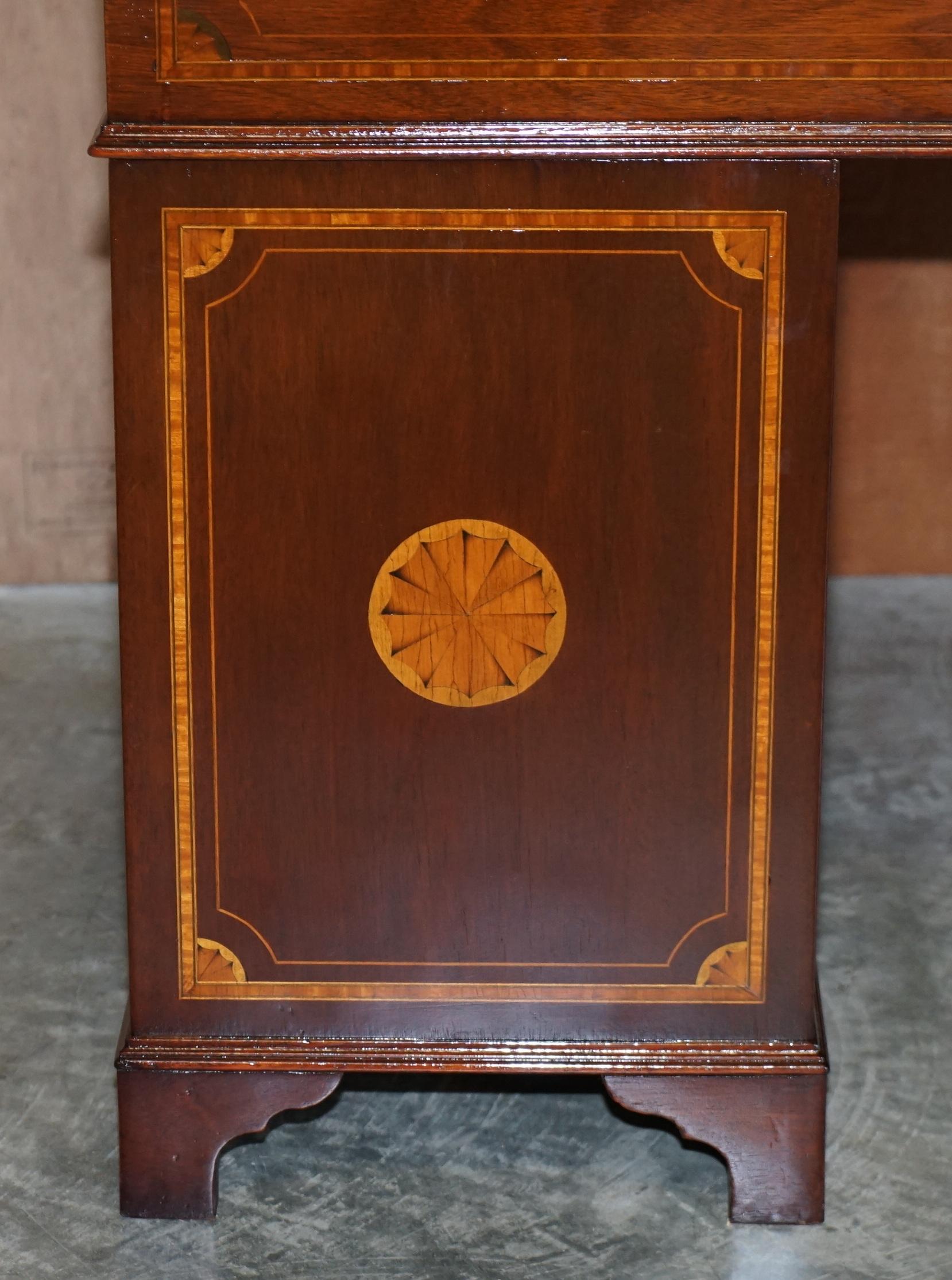 Atemberaubende Antique Victorian Vollständig restauriert Sheraton Revival Schreibtisch Oxblood Leder im Angebot 10