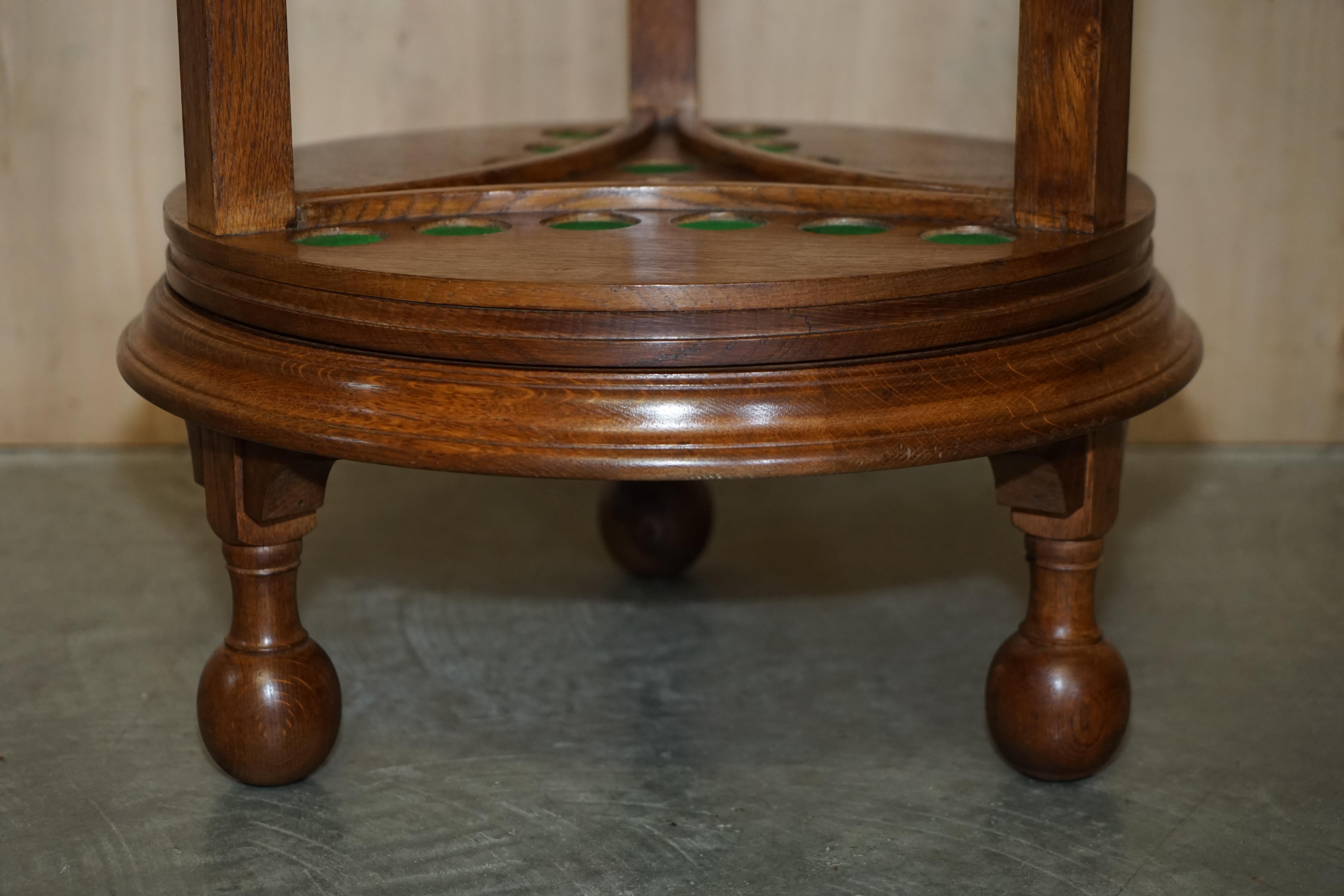 Stunning Antique Victorian Hand Carved Oak Revolving Snooker Pool Cue Rack For Sale 3