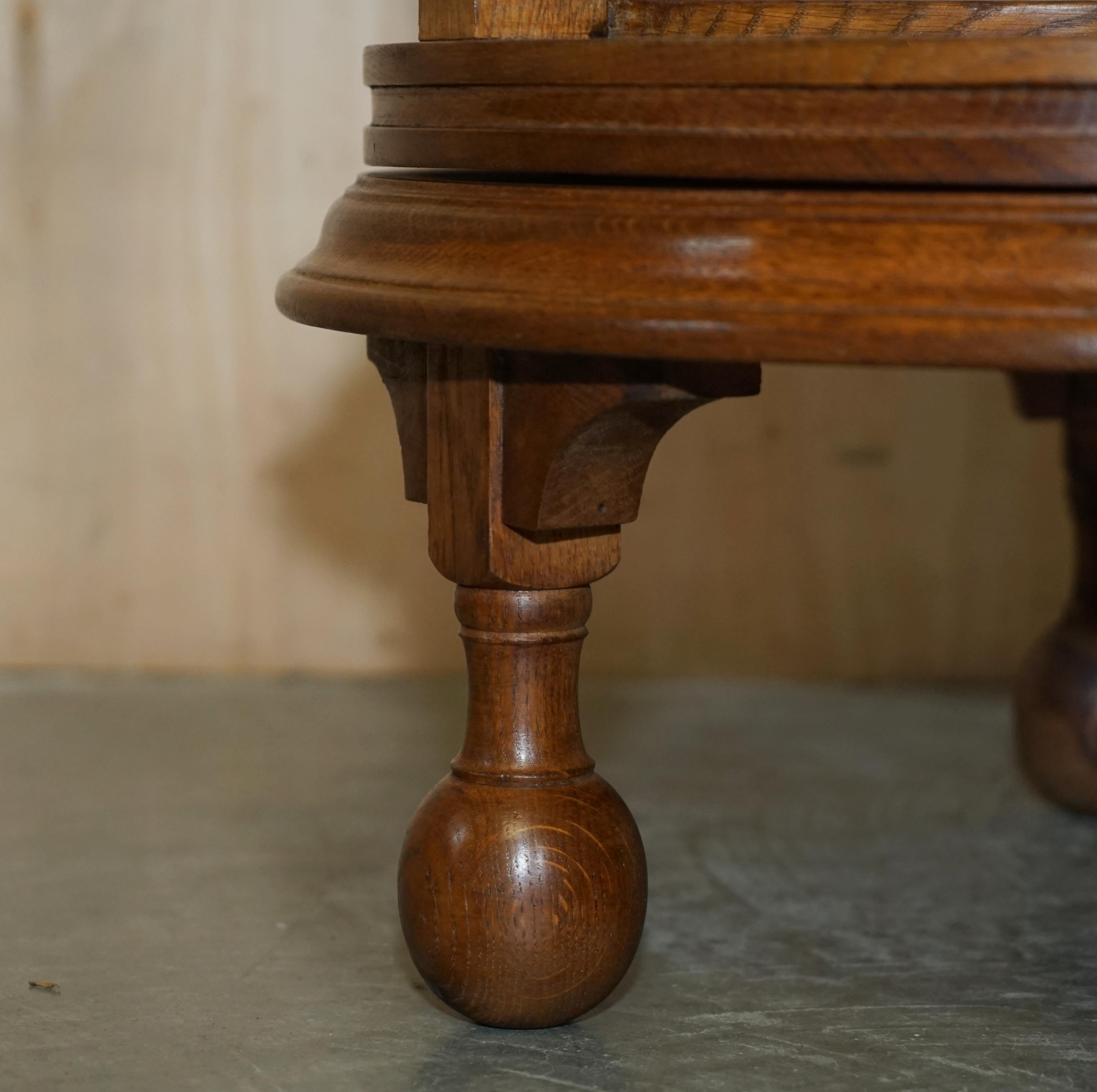 Stunning Antique Victorian Hand Carved Oak Revolving Snooker Pool Cue Rack For Sale 4