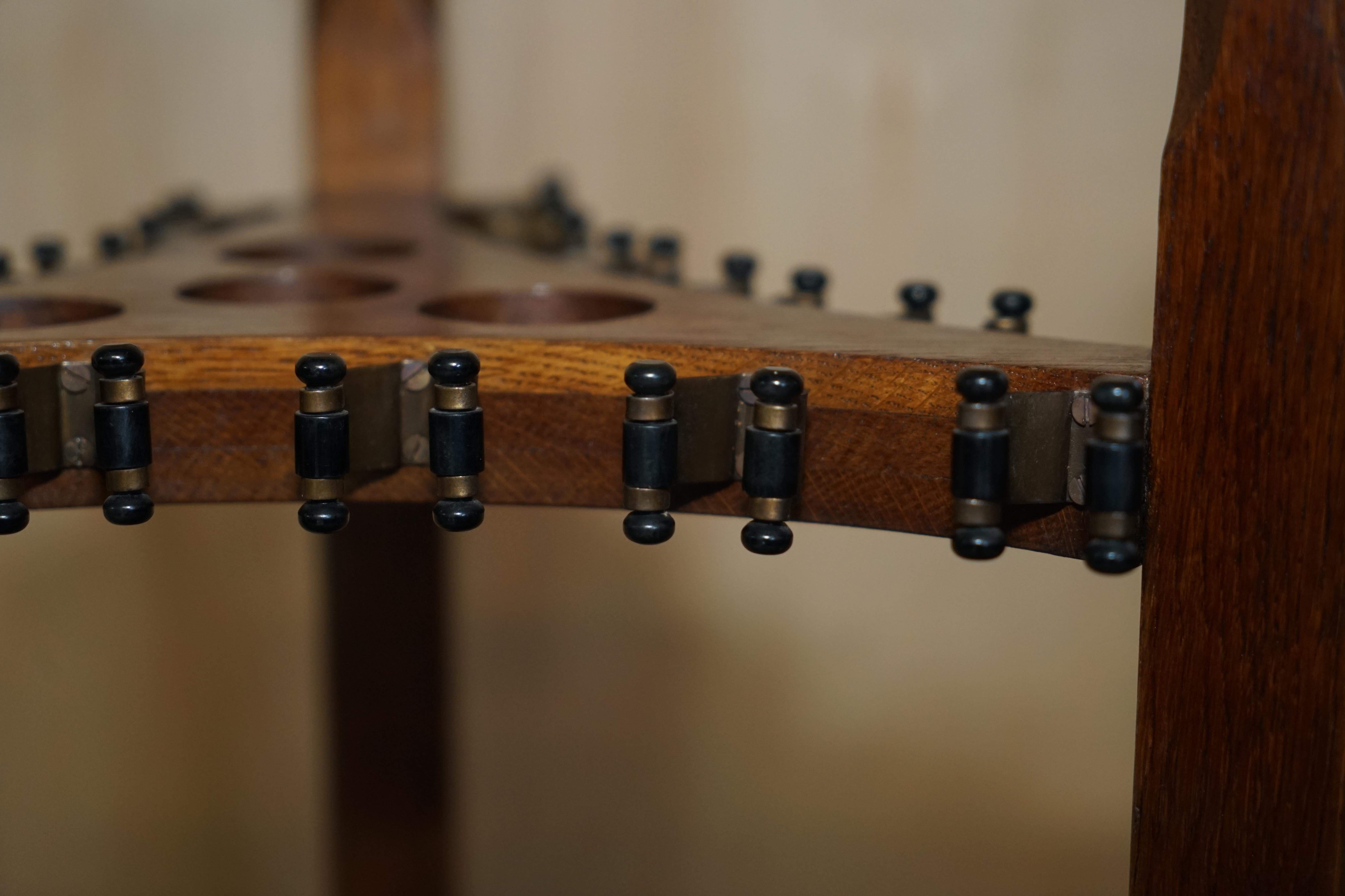 STUNNING ANTIQUE VICTORIAN HAND CARVED OAK REVOLViNG SNOOKER POOL CUE RACK im Angebot 2