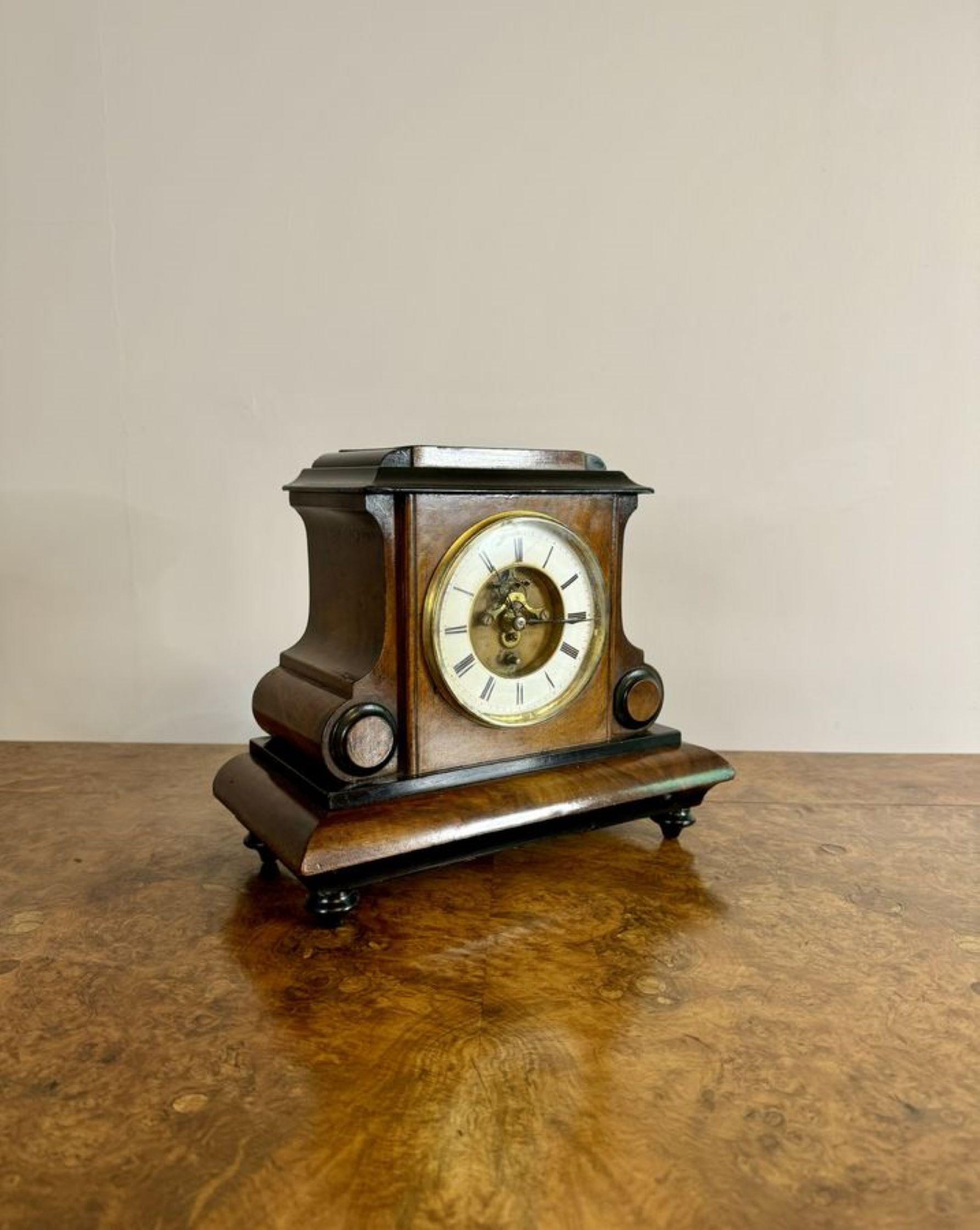 Impresionante reloj de chimenea antiguo de nogal rebabas de calidad victoriana Nogal en venta