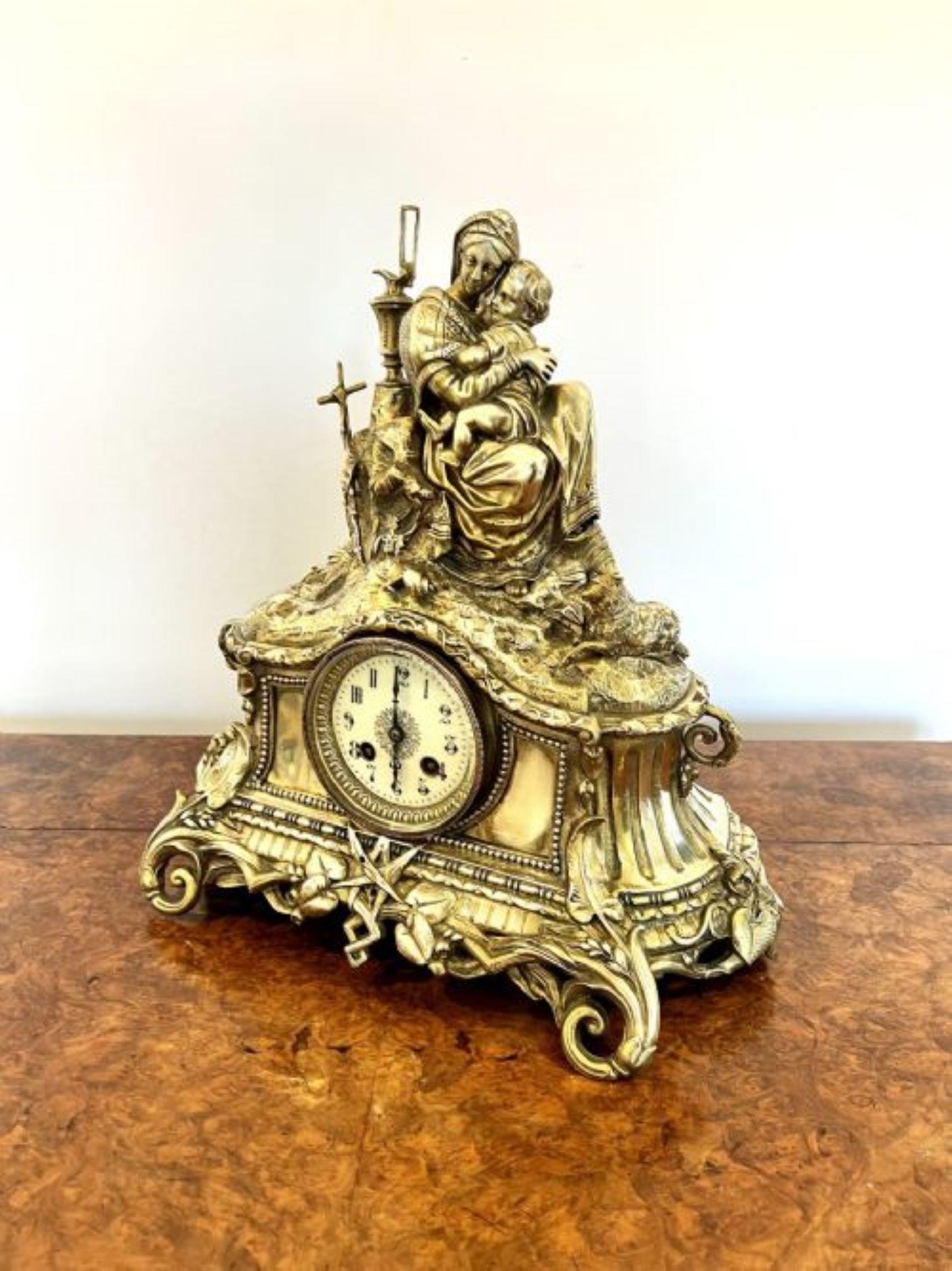 Stunning antique Victorian quality ornate brass mantle clock  In Good Condition For Sale In Ipswich, GB
