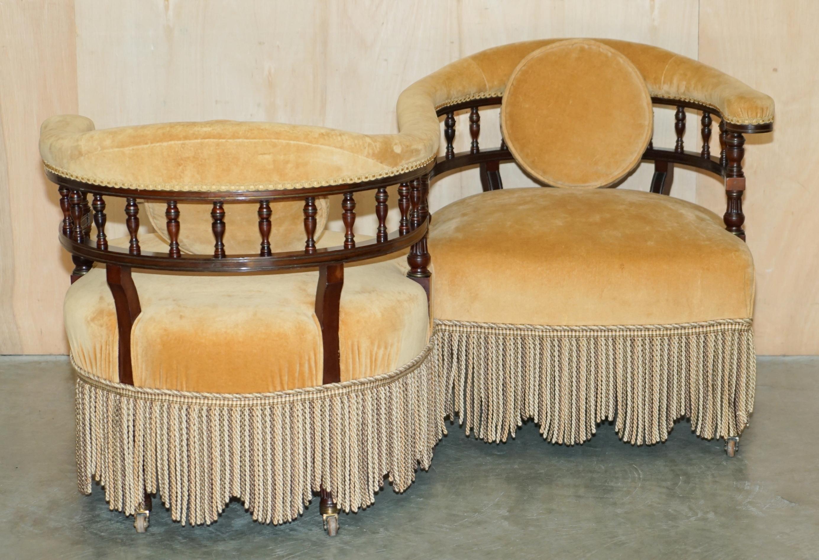 Royal House Antiques

Royal House Antiques is delighted to offer for sale lovely Victorian Aesthetic Movement “Tete a Tete” Conversation couch

Please note the delivery fee listed is just a guide, it covers within the M25 only for the UK and local