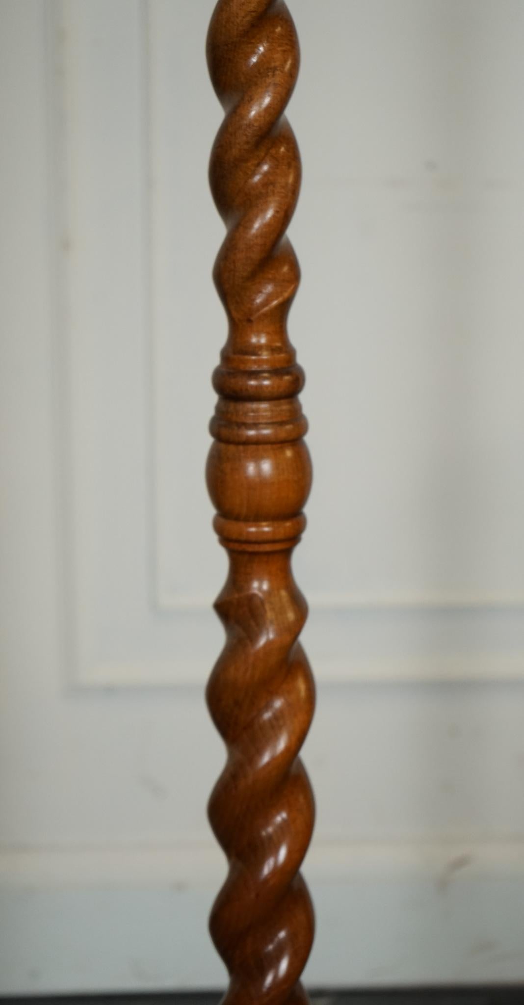 20th Century STUNNING ANTIQUE  WALNUT BARLEY TWiST FLOORLAMP