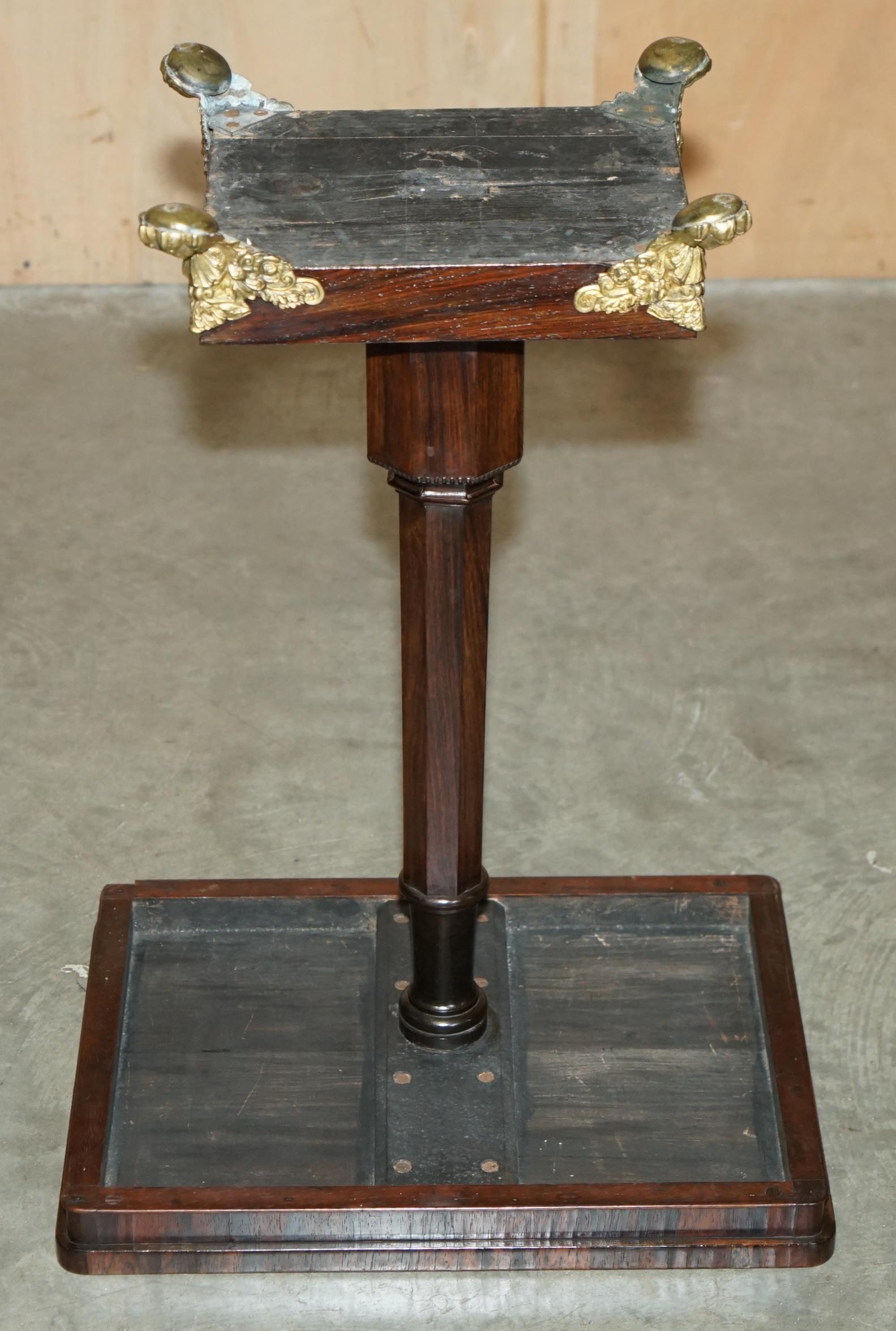 STUPENDO TAVOLO ANTICO IN LEGNO DURO DI WILLIAM IV 1830 CON PIEDI MONTATI IN ORMOLU in vendita 9