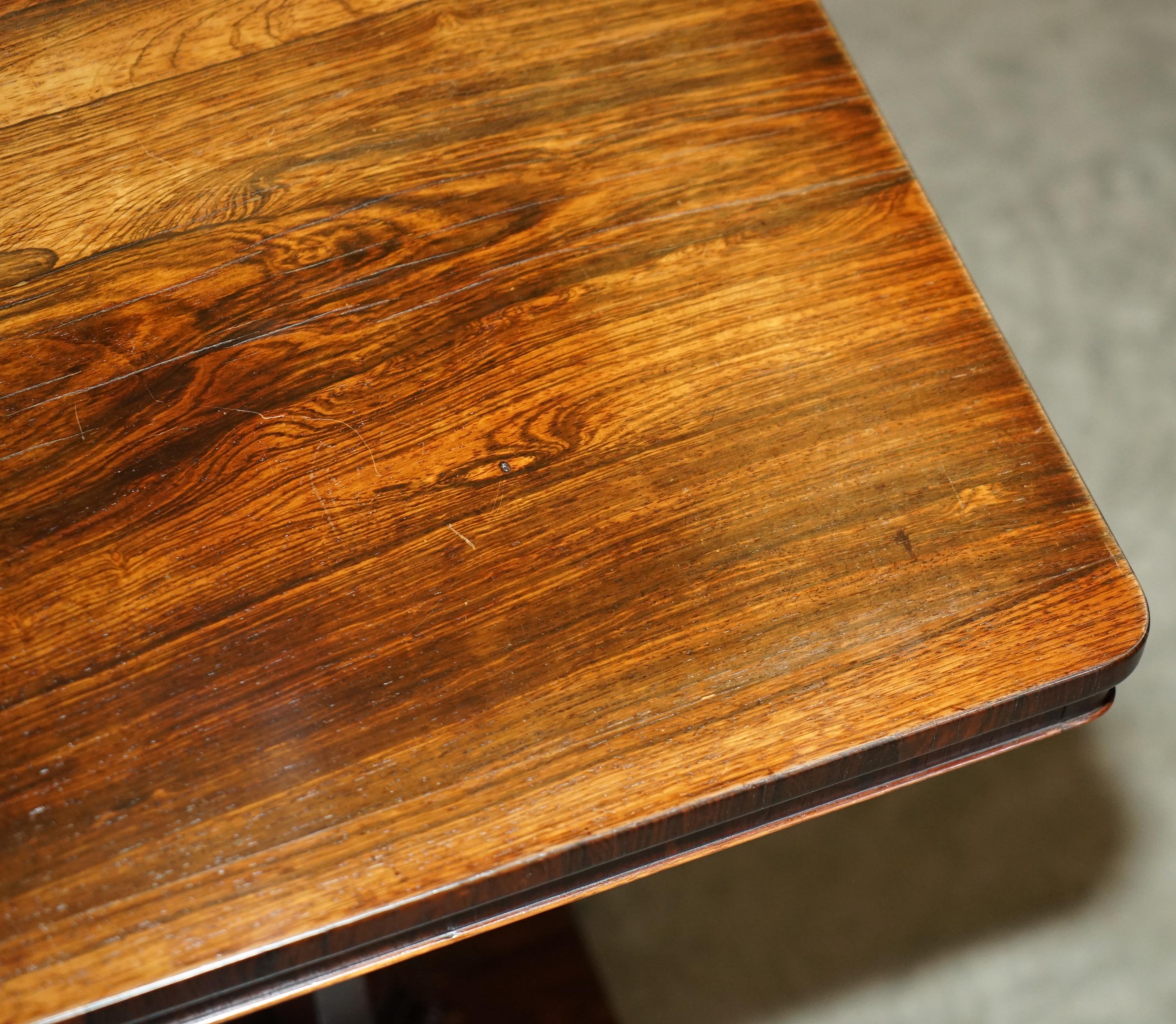 STUPENDO TAVOLO ANTICO IN LEGNO DURO DI WILLIAM IV 1830 CON PIEDI MONTATI IN ORMOLU In condizioni buone in vendita a West Sussex, Pulborough