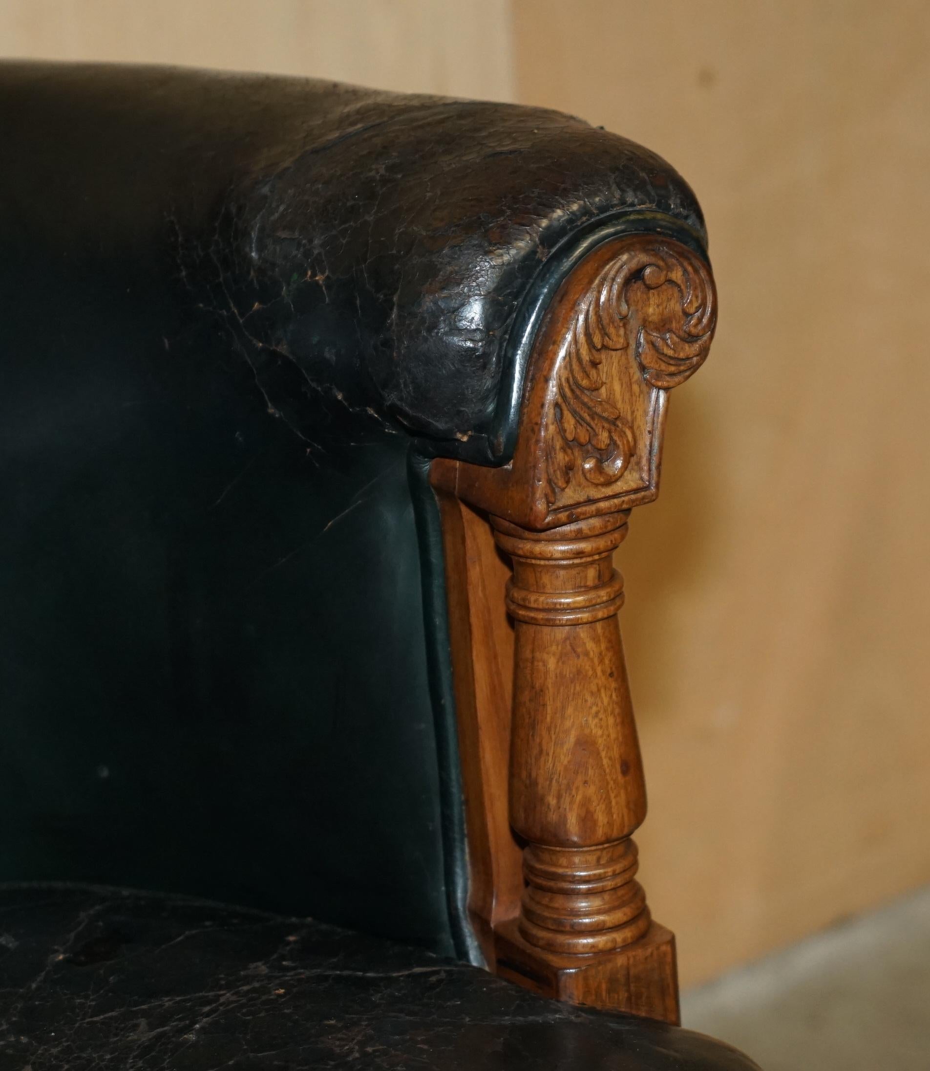 Leather STUNNING ANTIQUE WILLIAN IV CIRCA 1830 HAND CARVED WALNUT CAPTAINS SWIVEL CHAiR For Sale