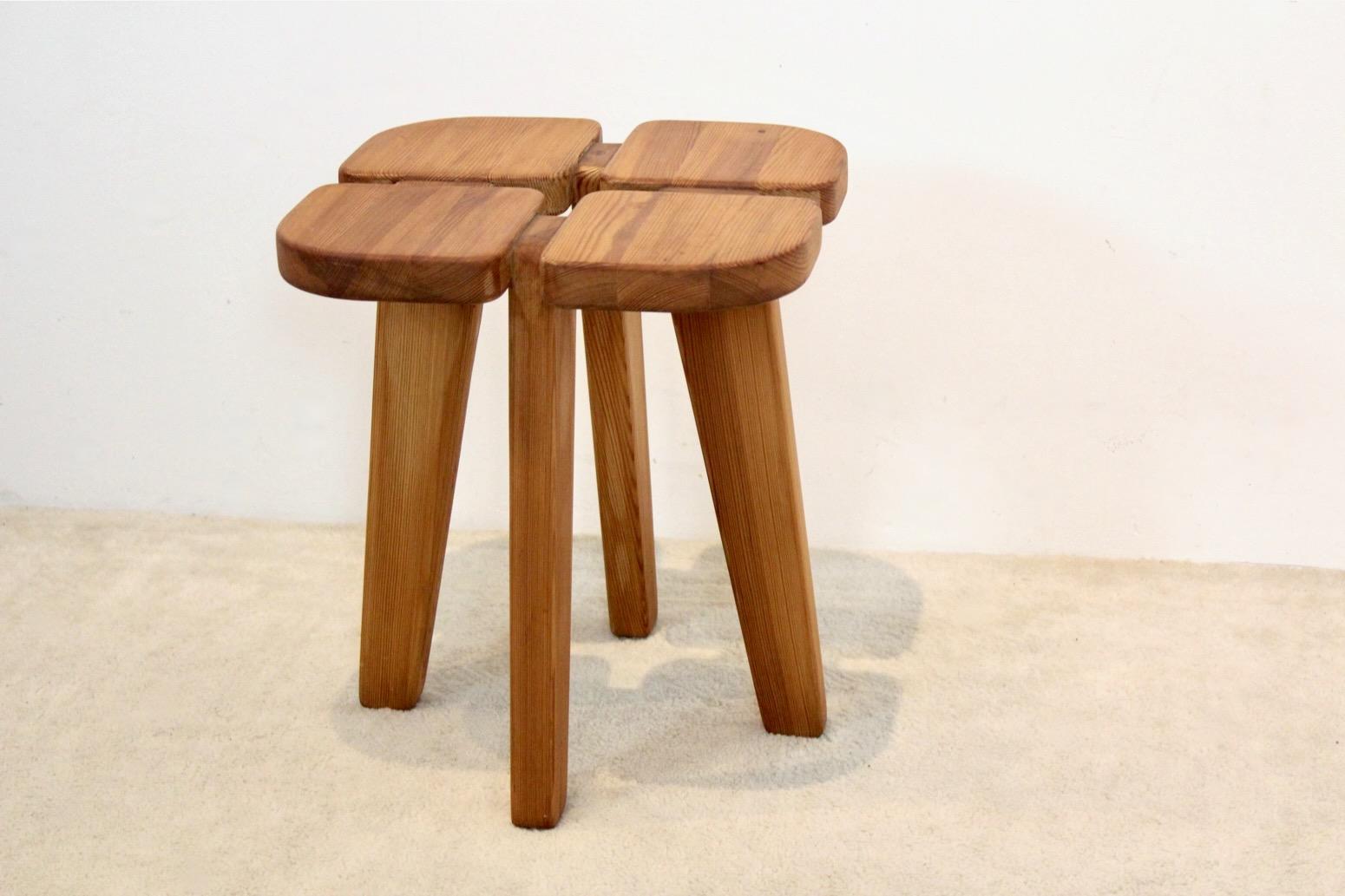Stunning ‘Apila’ Stool designed by Rauni Peippo and manufactured by Stockmann Or For Sale 4